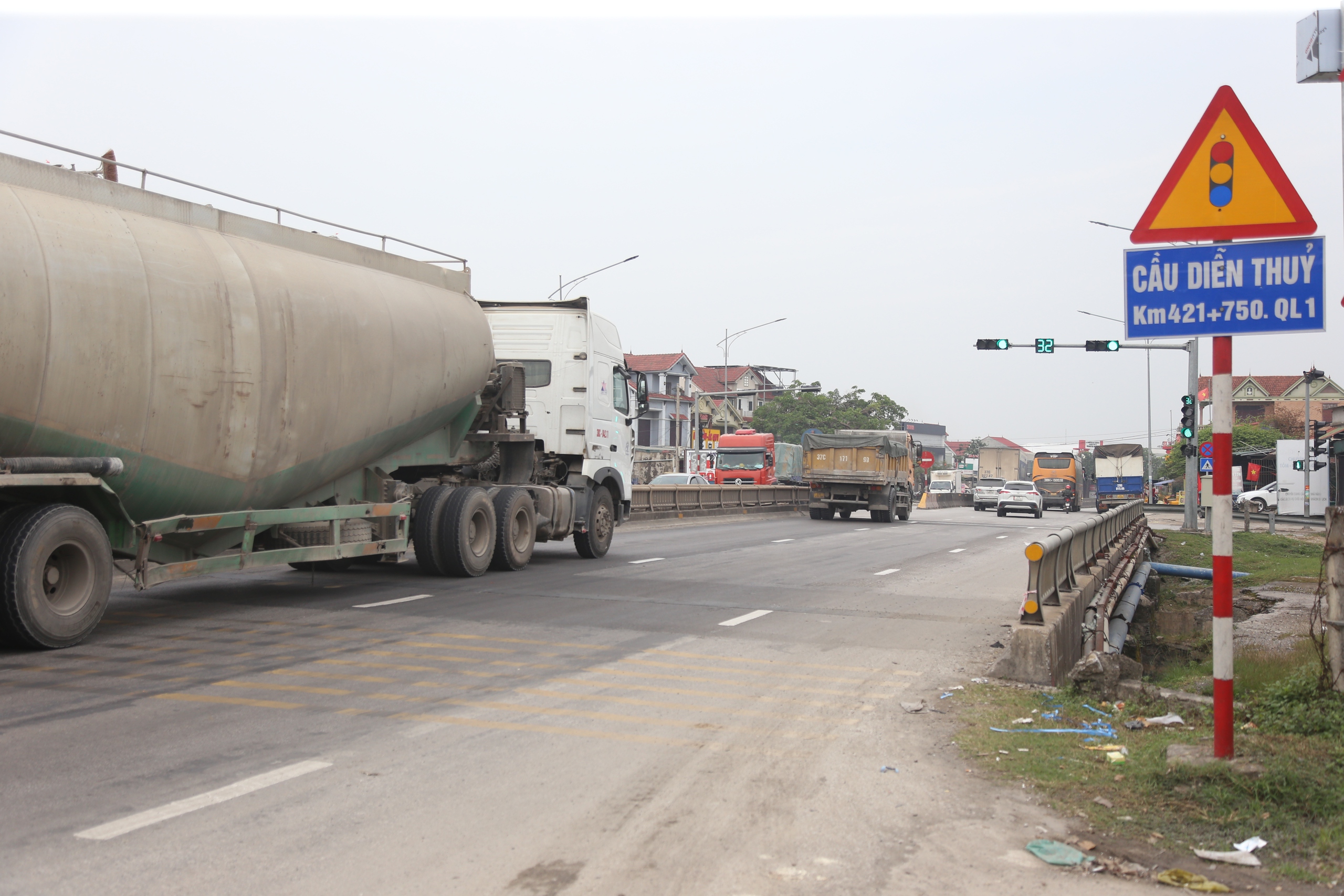 Ứng dụng công nghệ, vật liệu mới trong bảo trì đường bộ- Ảnh 1. Ứng dụng công nghệ, vật liệu mới trong bảo trì đường bộ- Ảnh 1.