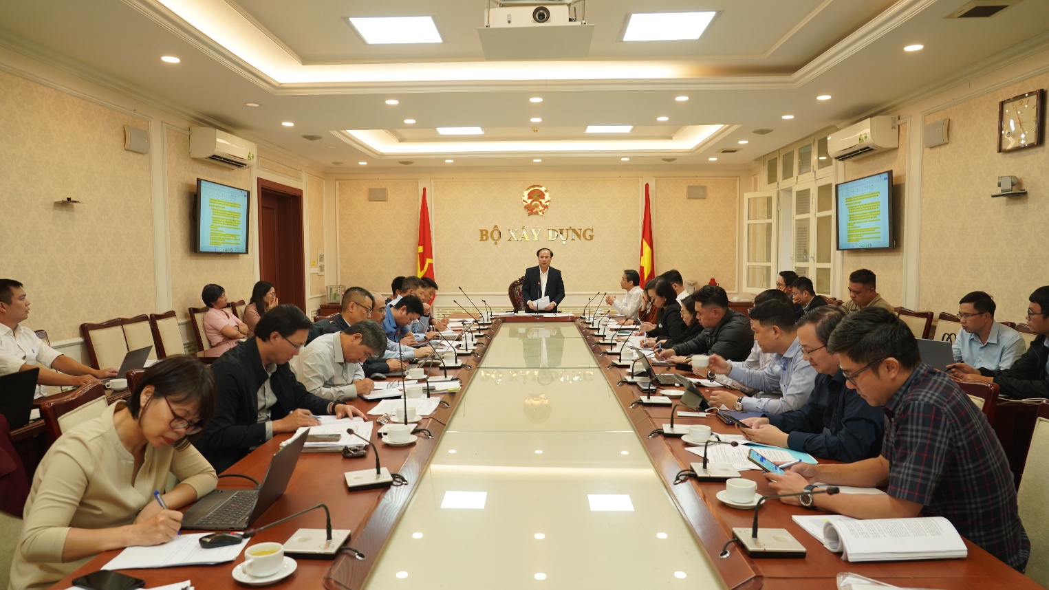 Khẩn trương hoàn thiện quy chuẩn an toàn đối với chung cư có lắp đặt trạm sạc xe điện- Ảnh 3. Khẩn trương hoàn thiện quy chuẩn an toàn đối với chung cư có lắp đặt trạm sạc xe điện- Ảnh 3.