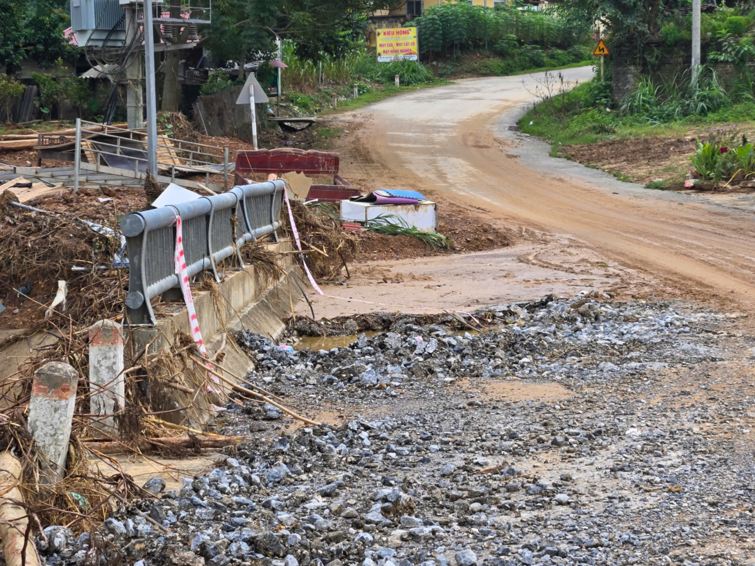 Thái Nguyên tăng tốc khắc phục sạt lở giao thông theo Thông tư 40- Ảnh 5. Thái Nguyên tăng tốc khắc phục sạt lở giao thông theo Thông tư 40- Ảnh 5.