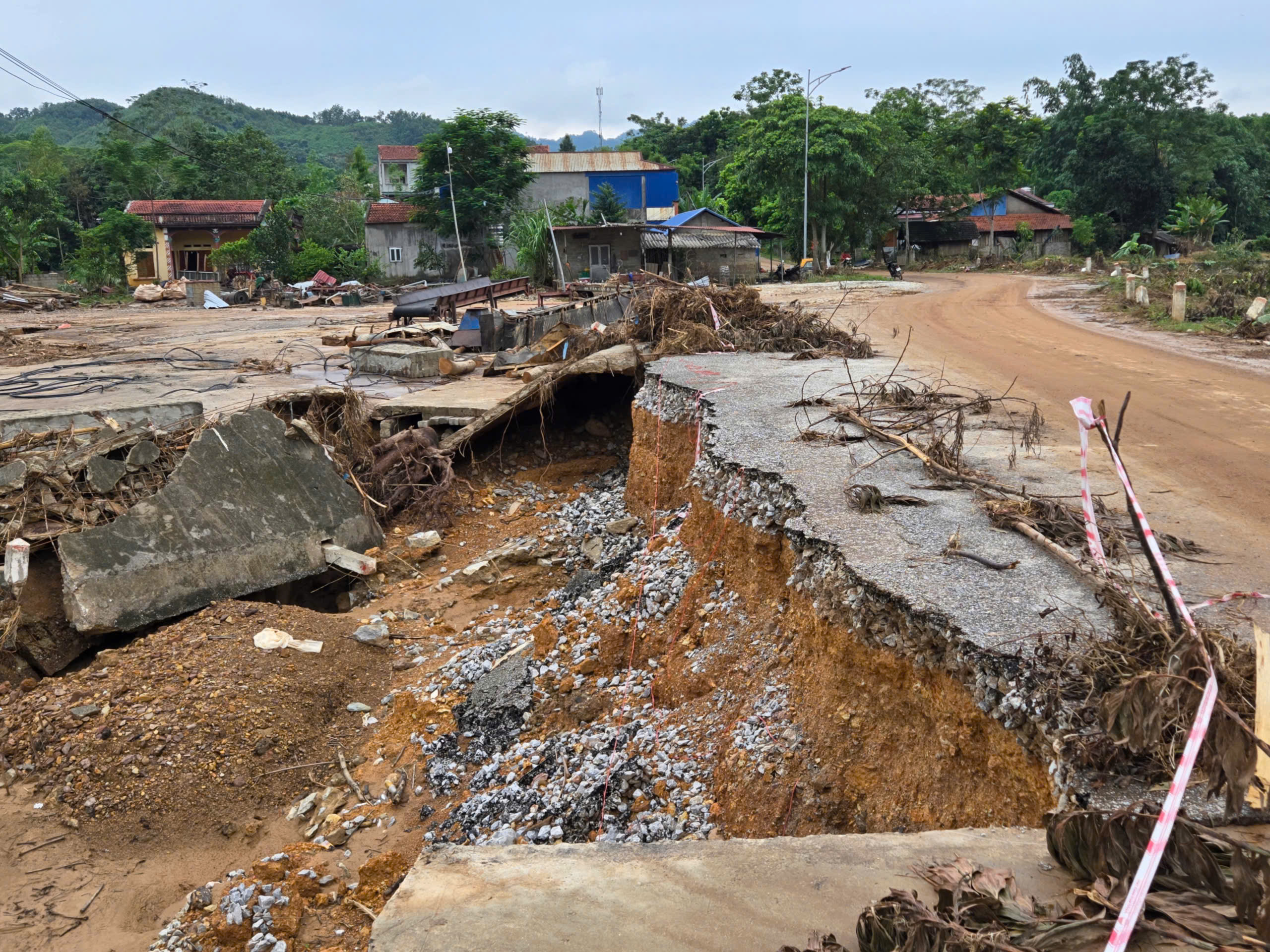 Thái Nguyên tăng tốc khắc phục sạt lở giao thông theo Thông tư 40- Ảnh 6. Thái Nguyên tăng tốc khắc phục sạt lở giao thông theo Thông tư 40- Ảnh 6.