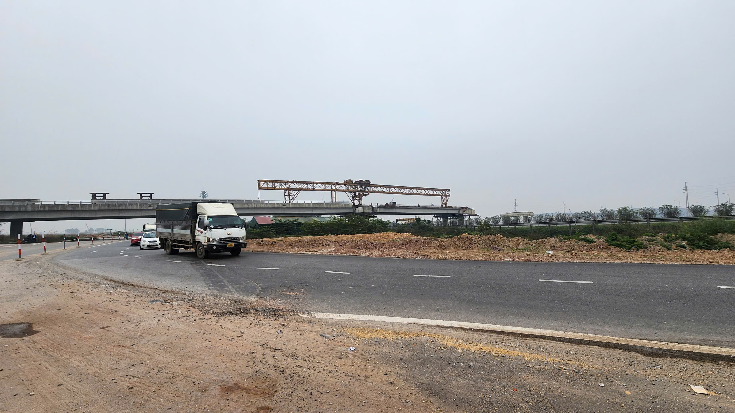 Bắc Ninh: Cầu vượt nối khu công nghiệp ở dự án đường nghìn tỷ đồng sắp về đích- Ảnh 15.