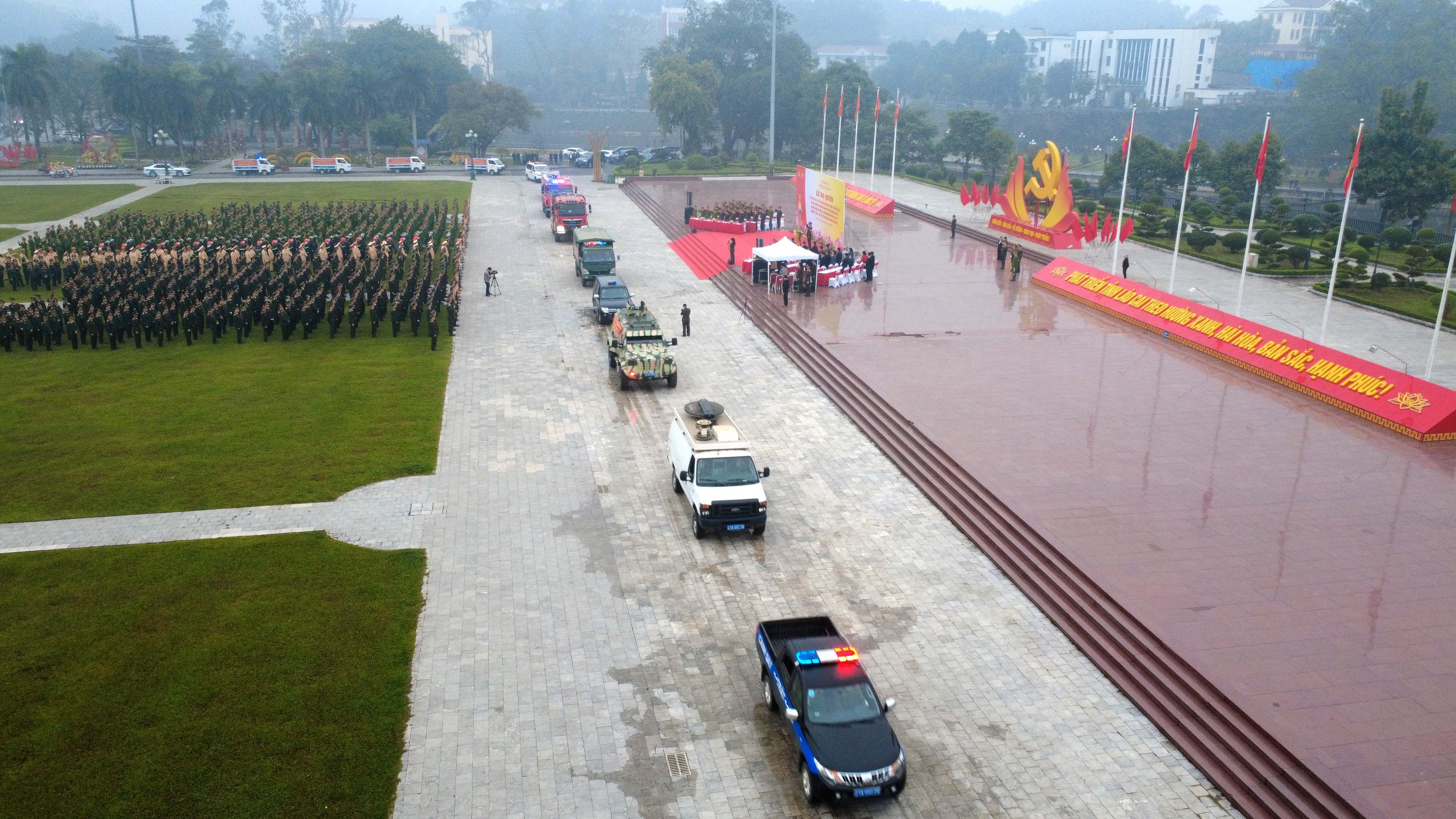 Gần 1.000 cán bộ, chiến sĩ công an tỉnh Lào Cai ra quân đợt cao điểm trấn áp tội phạm- Ảnh 12.