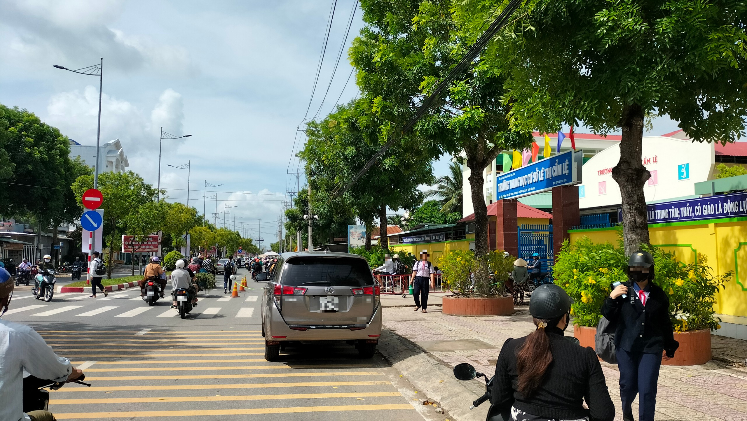Giải pháp khắc phục ùn tắc giao thông khu vực cổng trường học ở Cà Mau- Ảnh 3.