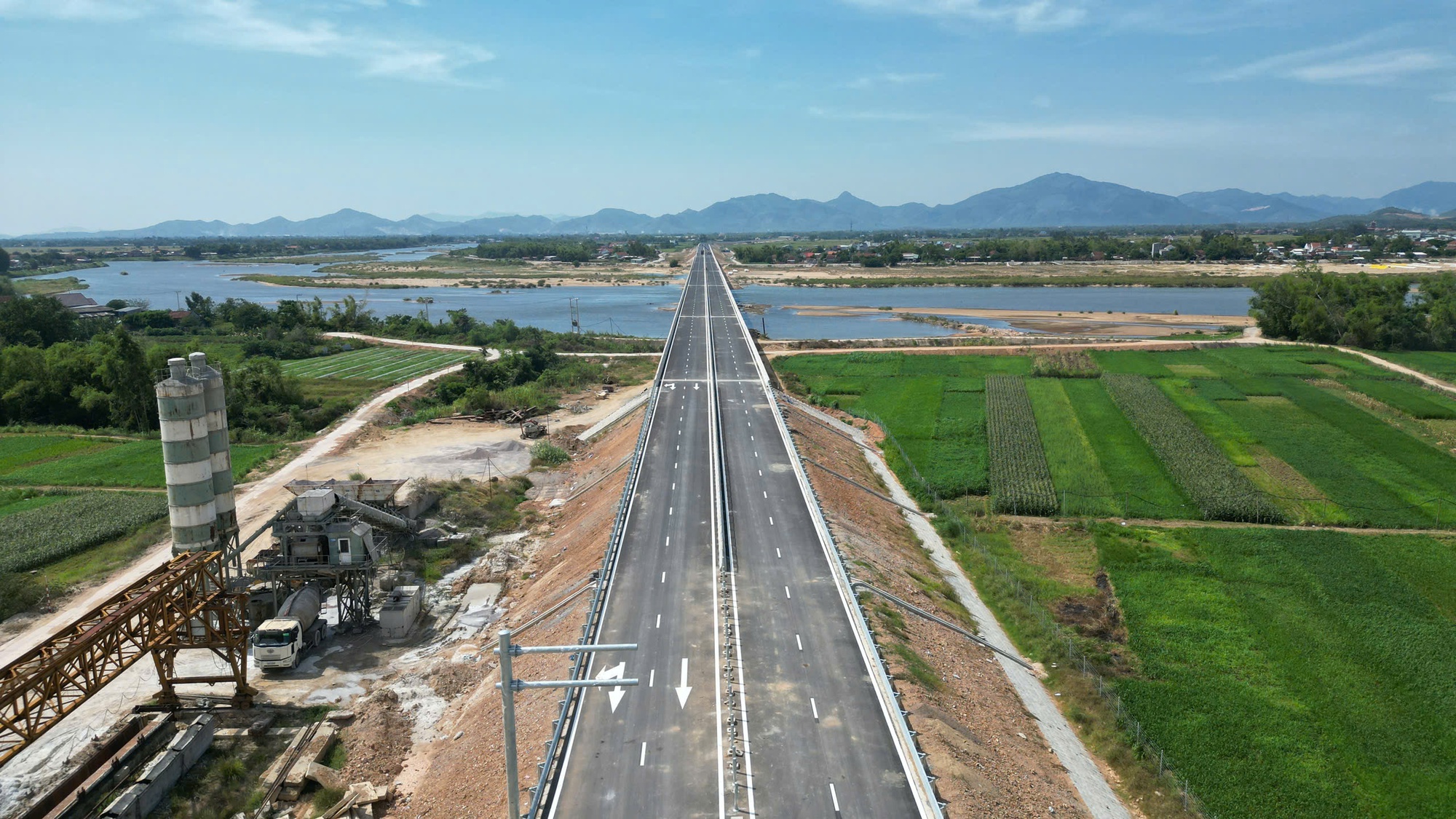 Những dự án nghìn tỷ đồng nào sẽ được khởi công ở Gia Lai vào ngày 19/12?- Ảnh 1.