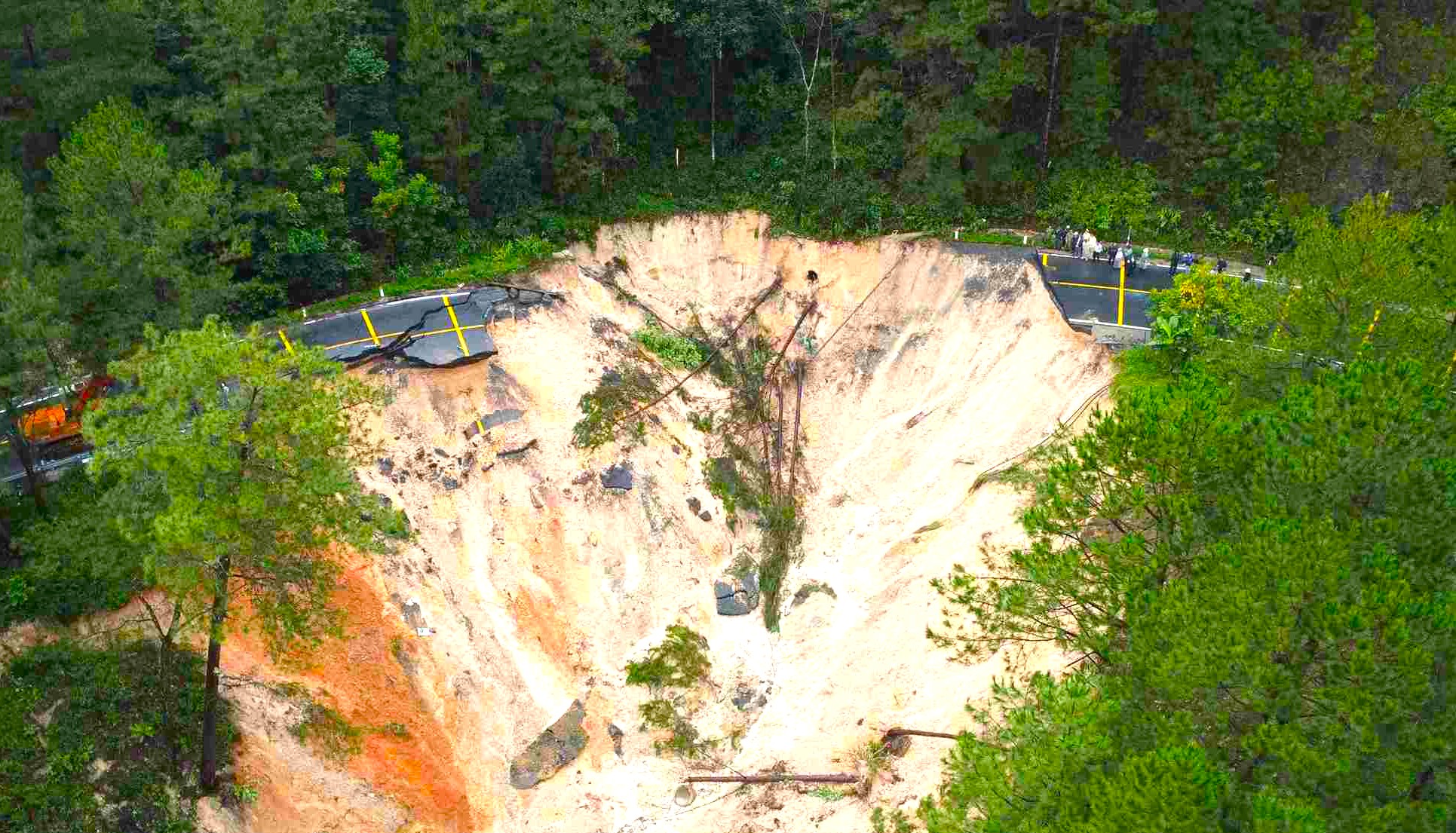 Phê duyệt điều chỉnh Dự án cải tạo, nâng cấp đoạn tuyến qua đèo Mimosa, tỉnh Lâm Đồng- Ảnh 1. Phê duyệt điều chỉnh Dự án cải tạo, nâng cấp đoạn tuyến qua đèo Mimosa, tỉnh Lâm Đồng- Ảnh 1.