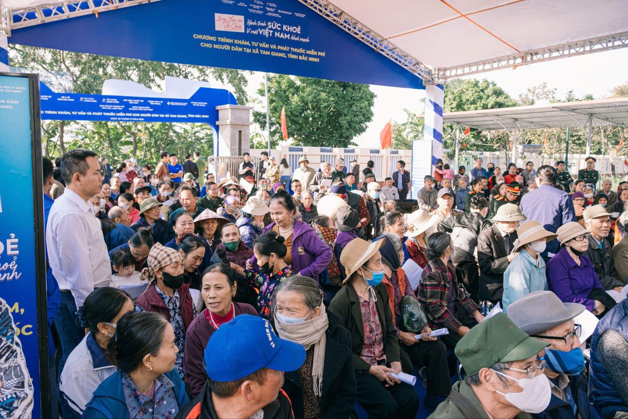 Hành trình lặng lẽ góp phần chăm sóc sức khỏe hơn 33 triệu người Việt Nam- Ảnh 4. Hành trình lặng lẽ góp phần chăm sóc sức khỏe hơn 33 triệu người Việt Nam- Ảnh 4.