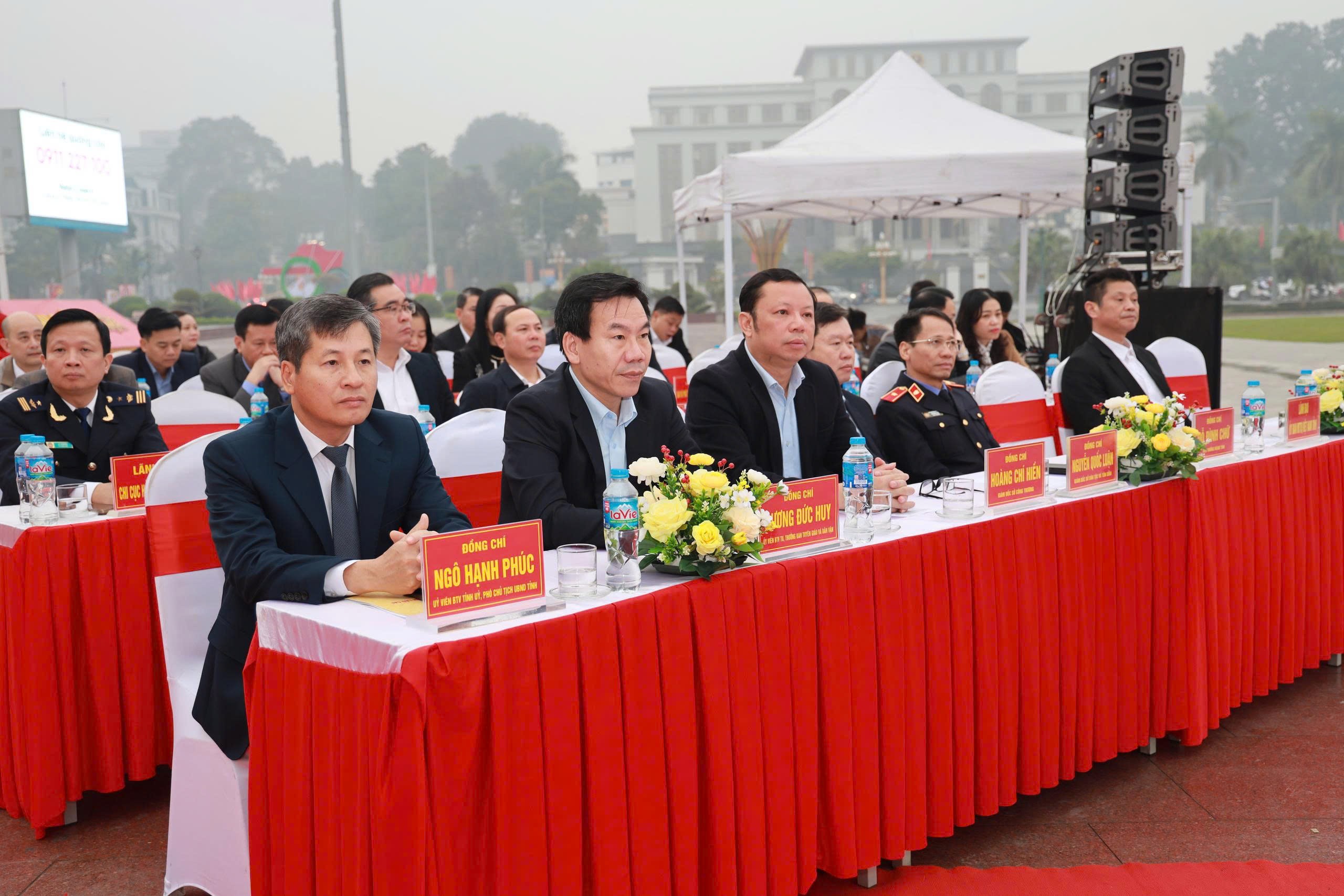 Gần 1.000 cán bộ, chiến sĩ công an tỉnh Lào Cai ra quân đợt cao điểm trấn áp tội phạm- Ảnh 9.