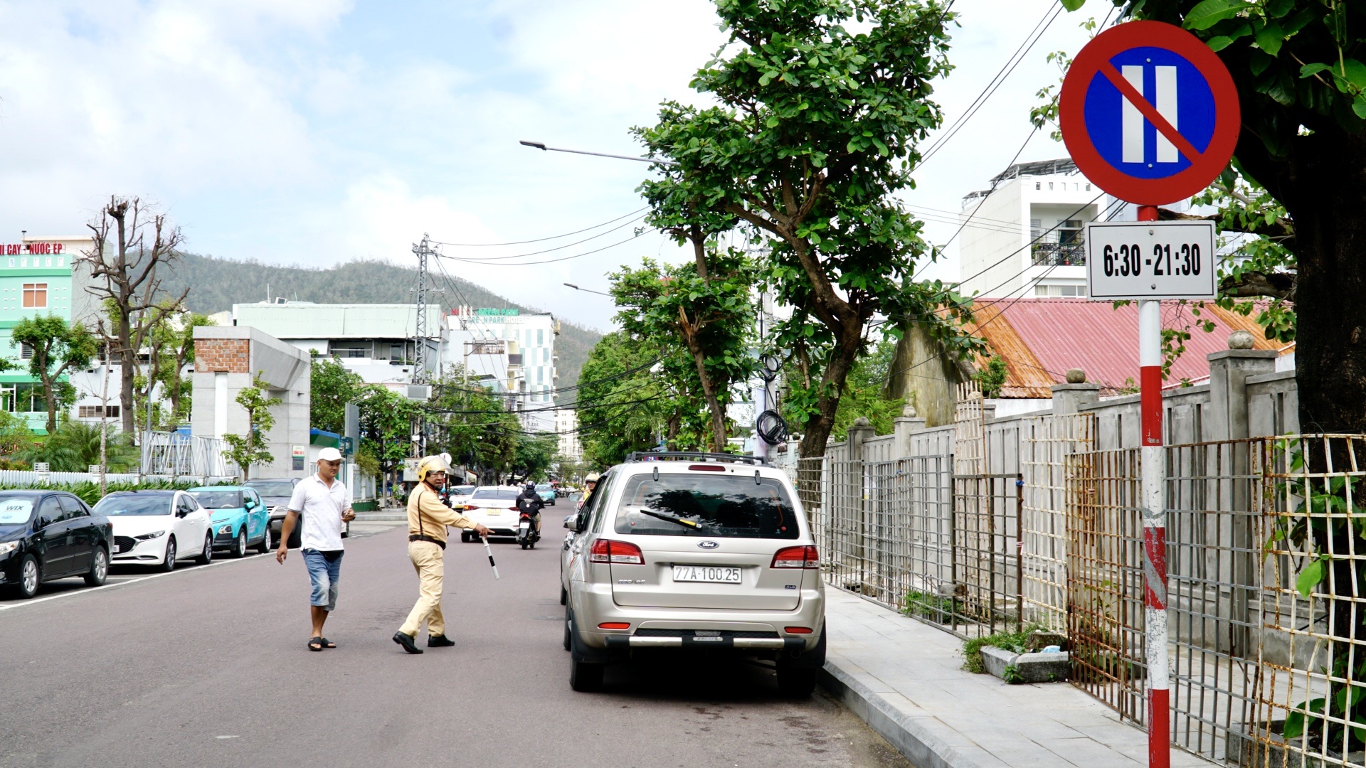 Gia Lai ra quân cao điểm trấn áp tội phạm dịp đại hội Đảng và Tết- Ảnh 1. Gia Lai ra quân cao điểm trấn áp tội phạm dịp đại hội Đảng và Tết- Ảnh 1.