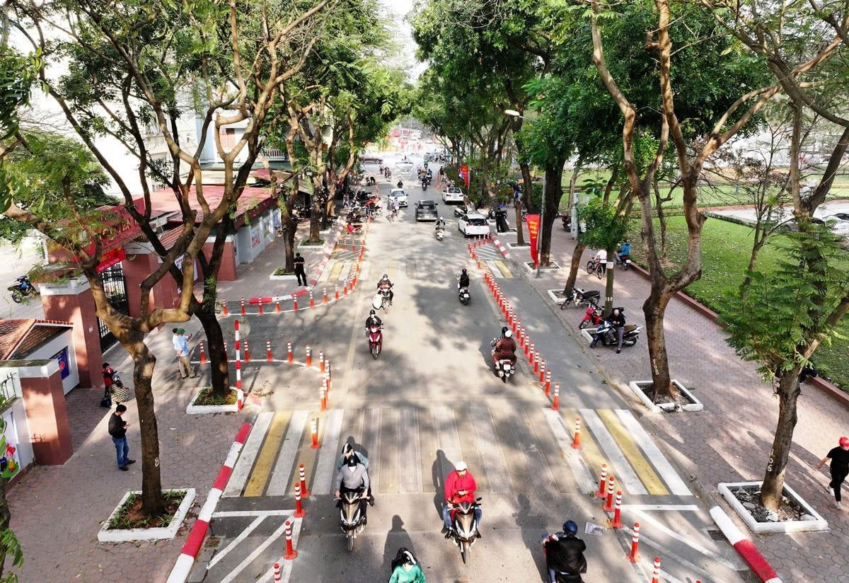 M&ocirc; h&igrave;nh cổng trường an to&agrave;n mang lại hiệu quả sau th&iacute; điểm- Ảnh 1.