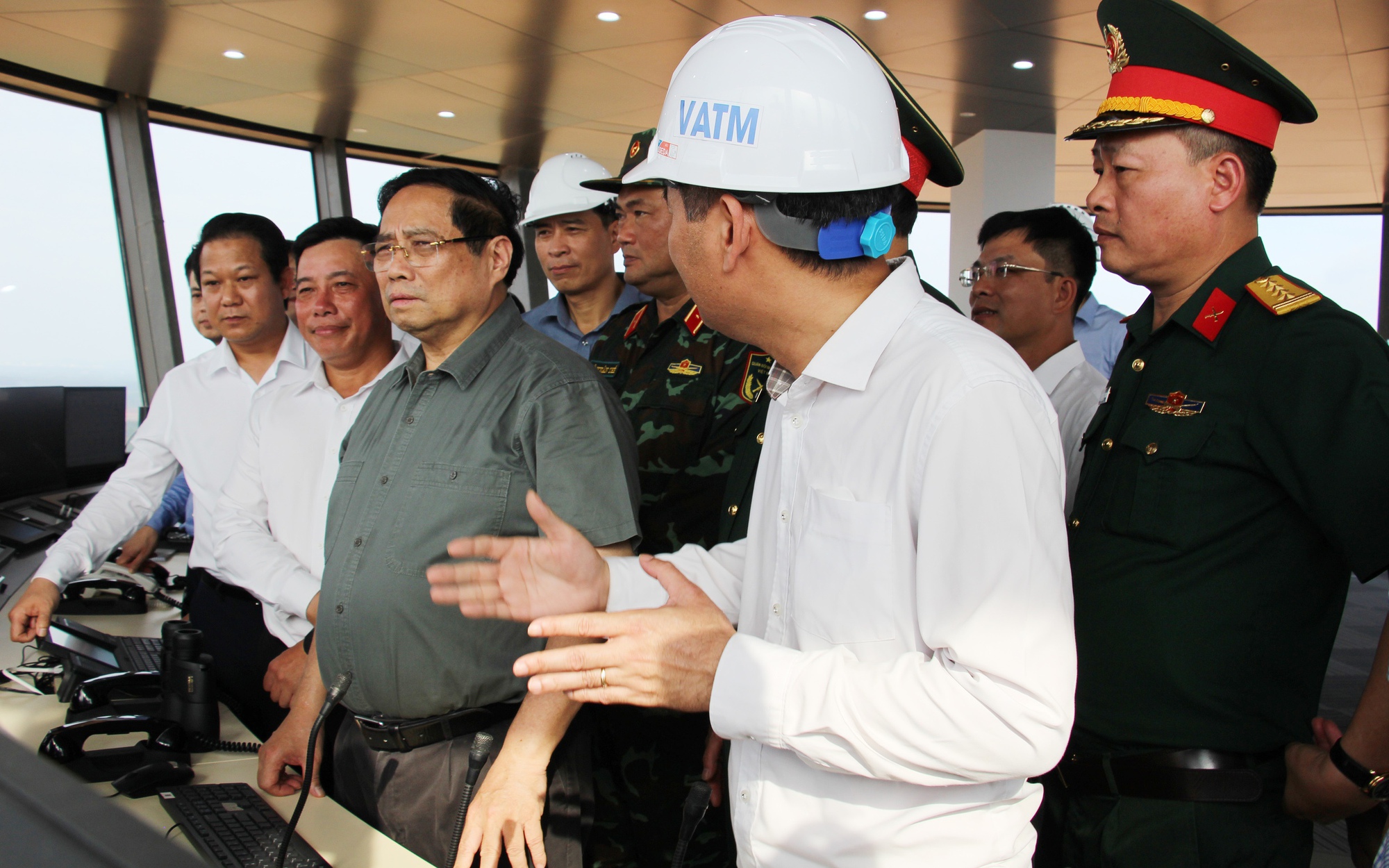 Thủ tướng: Chuẩn bị kỹ lưỡng, bảo đảm an toàn chuyến bay ngày 19/12 tại sân bay Long Thành- Ảnh 5. Thủ tướng Phạm Minh Chính: Sân bay Long Thành phải xanh, thông minh, hiện đại