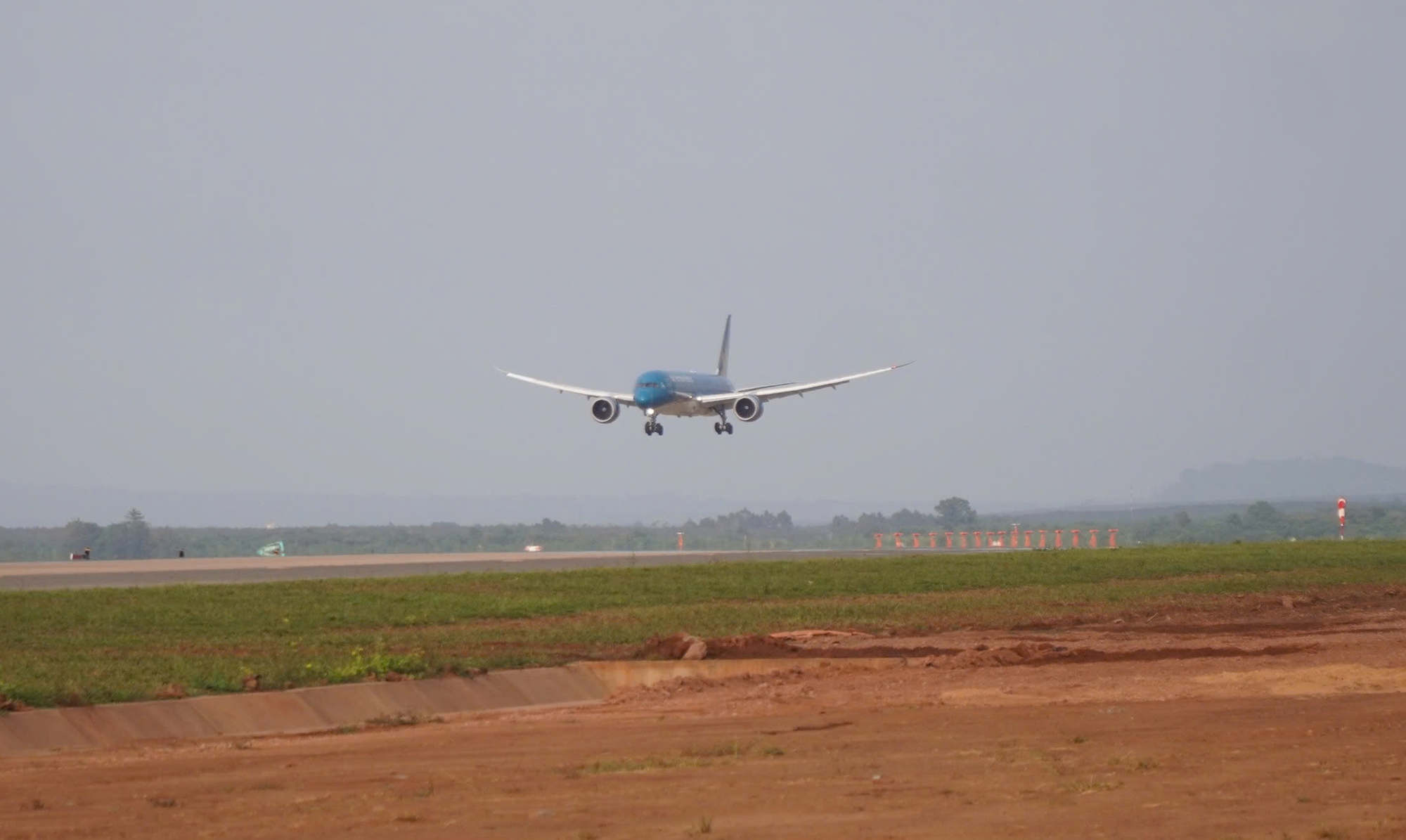 "Đột nhập" tầng 21 tháp không lưu Long Thành trong thời khắc chuyến bay lịch sử hạ cánh- Ảnh 5. "Đột nhập" tầng 21 tháp không lưu Long Thành trong thời khắc chuyến bay lịch sử hạ cánh- Ảnh 5.