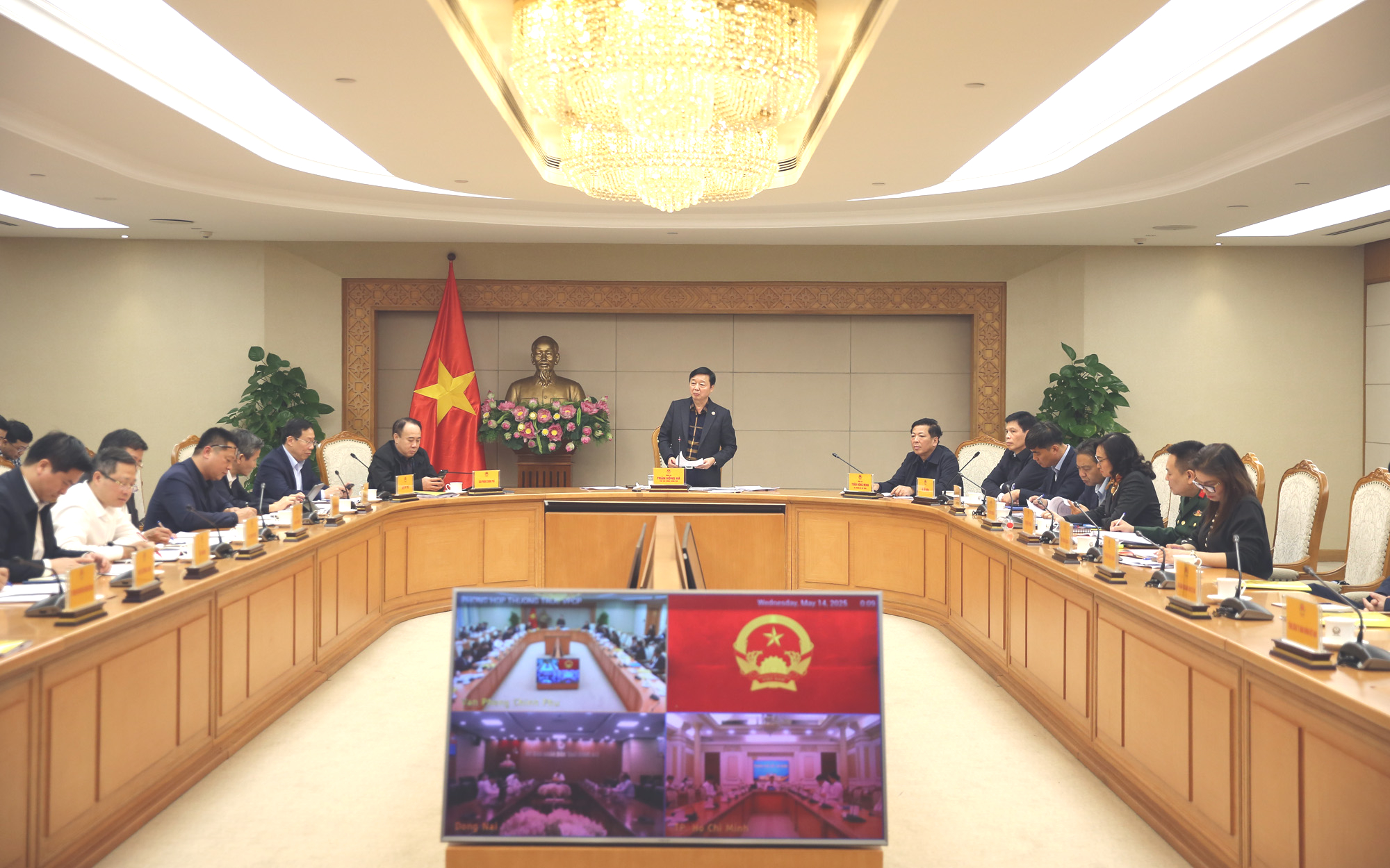 Kh&aacute;nh th&agrave;nh, khởi c&ocirc;ng c&ocirc;ng tr&igrave;nh ch&agrave;o mừng Đại hội Đảng bảo đảm trang trọng, thực chất- Ảnh 2.