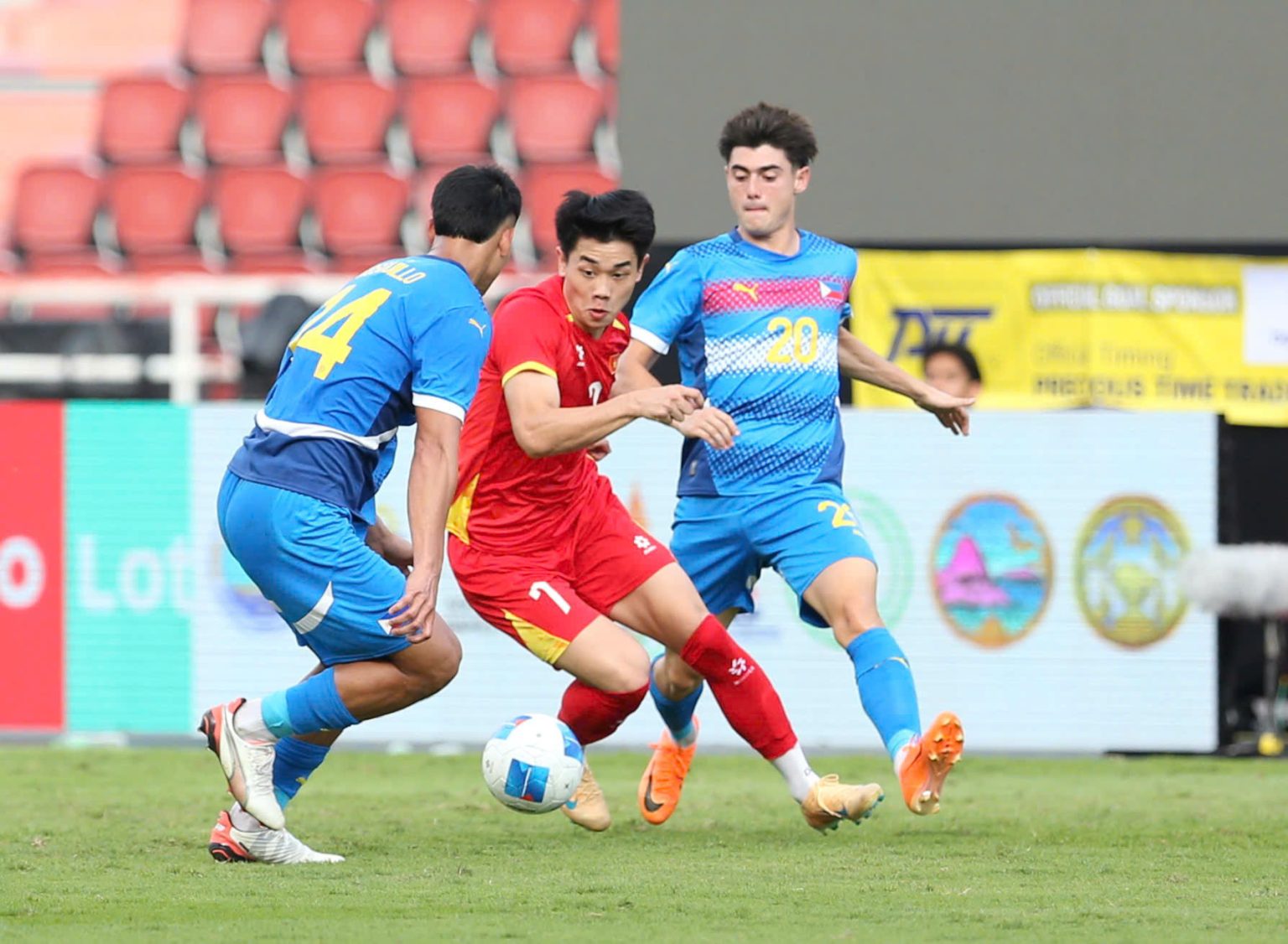 U22 v&agrave; đội tuyển nữ Việt Nam được thưởng lớn khi v&agrave;o chung kết SEA Games 33- Ảnh 2.