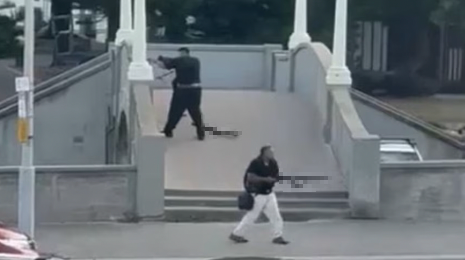 Philippines bác thông tin hai tay súng trong vụ thảm sát ở Bondi từng huấn luyện ở Davao- Ảnh 2. Philippines bác thông tin hai tay súng trong vụ thảm sát ở Bondi từng huấn luyện ở Davao- Ảnh 2.