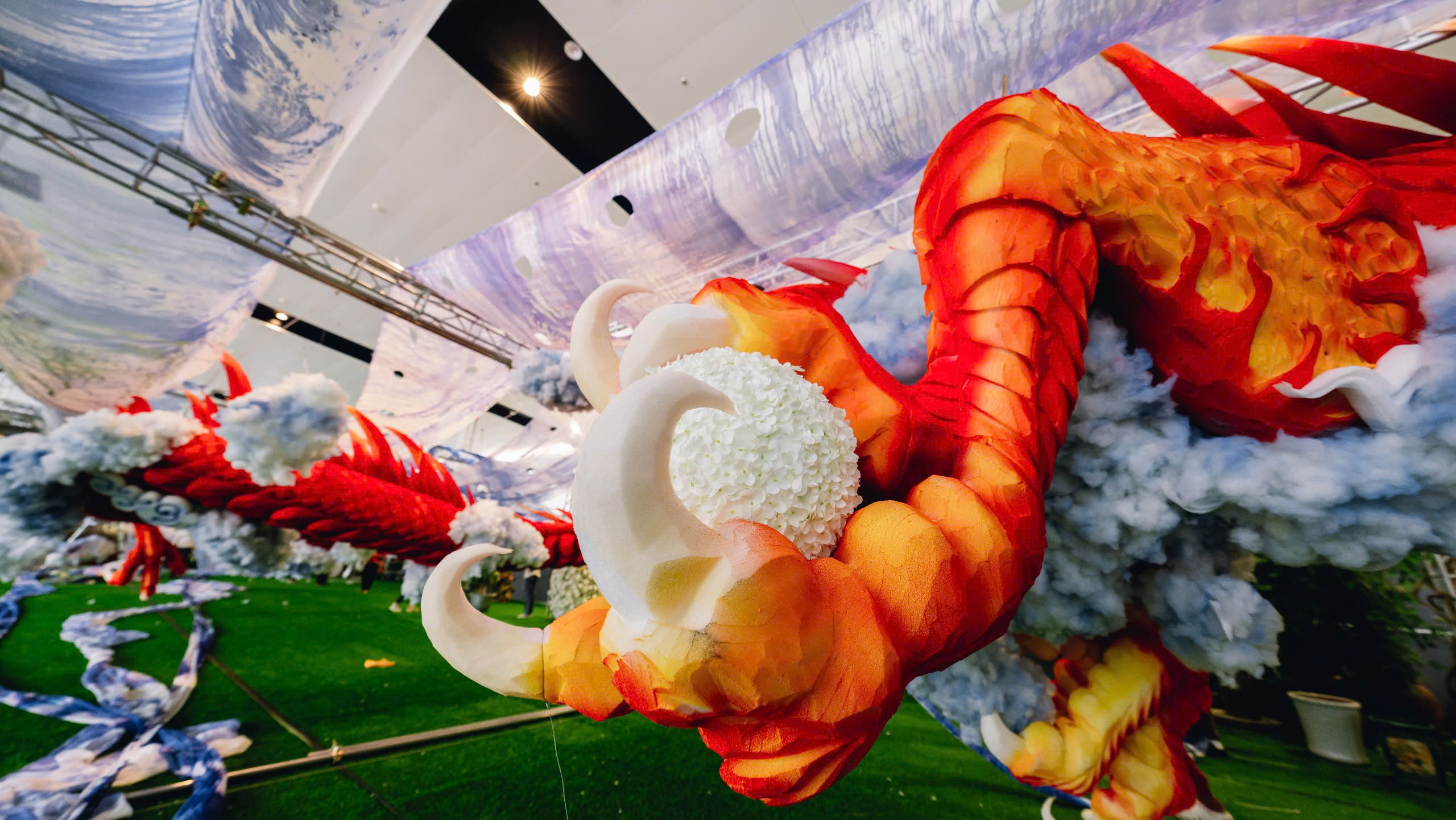 "Chạm" vào văn hóa Việt ngay tại nhà ga quốc tế Nội Bài- Ảnh 6. "Chạm" vào văn hóa Việt ngay tại nhà ga quốc tế Nội Bài- Ảnh 6.