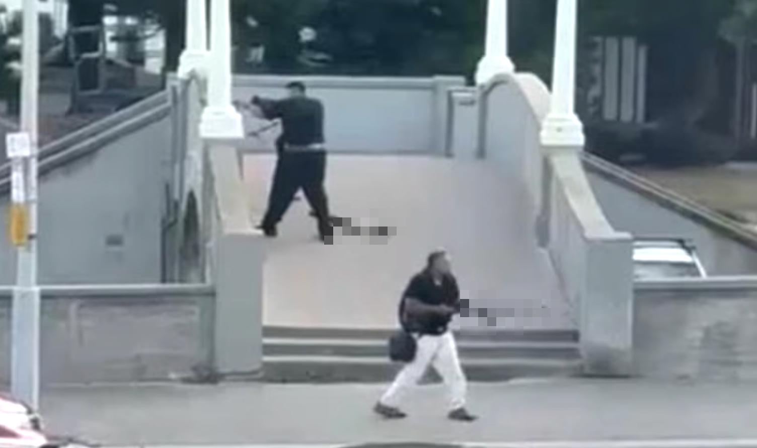 Hé lộ thông tin bất ngờ về hai nghi phạm vụ xả súng tại Australia- Ảnh 1. Hé lộ thông tin bất ngờ về hai nghi phạm vụ xả súng tại Australia- Ảnh 1.