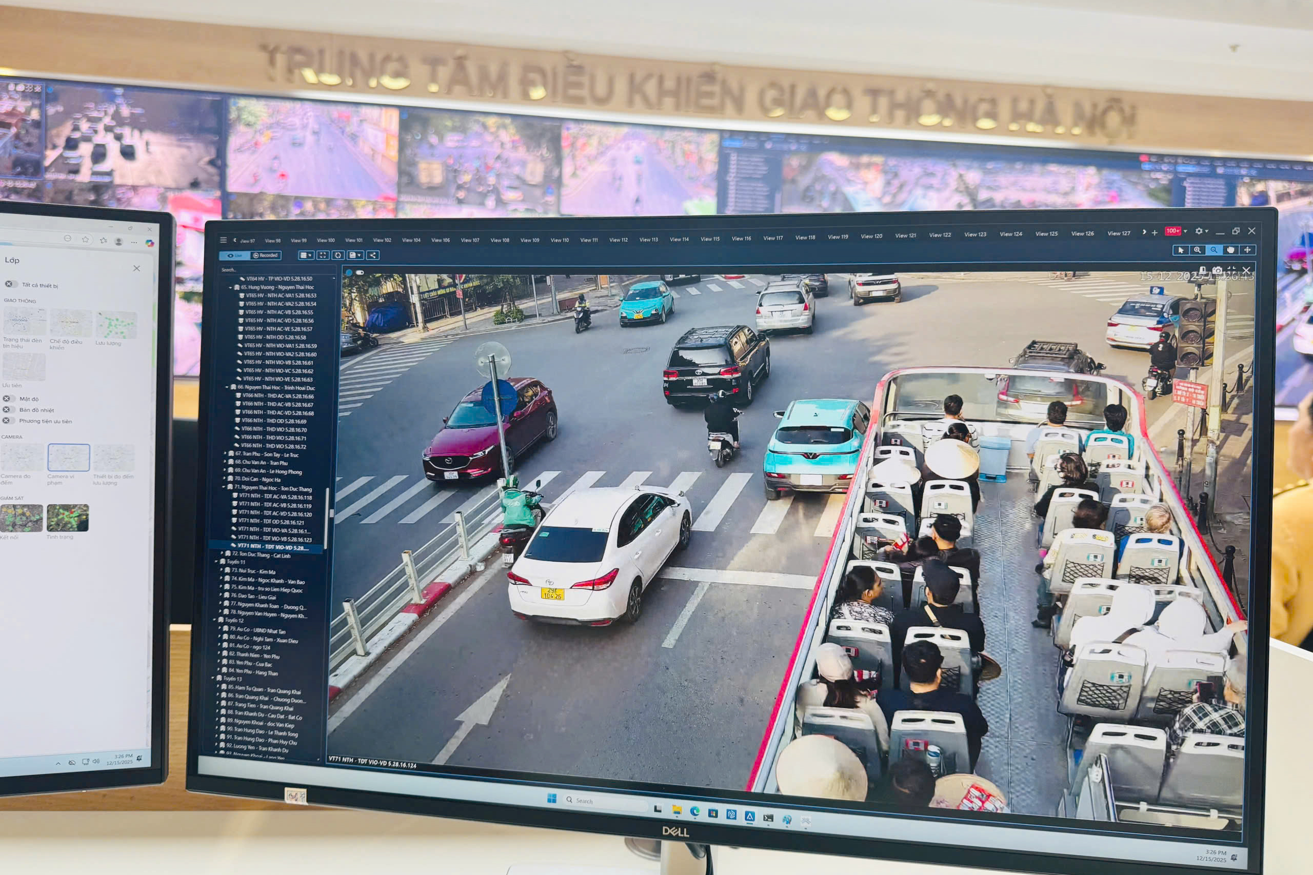 Camera AI ở Hà Nội soi xa 700m, tự động bắt lỗi trên 20 hành vi vi phạm giao thông- Ảnh 4. Camera AI ở Hà Nội soi xa 700m, tự động bắt lỗi trên 20 hành vi vi phạm giao thông- Ảnh 4.