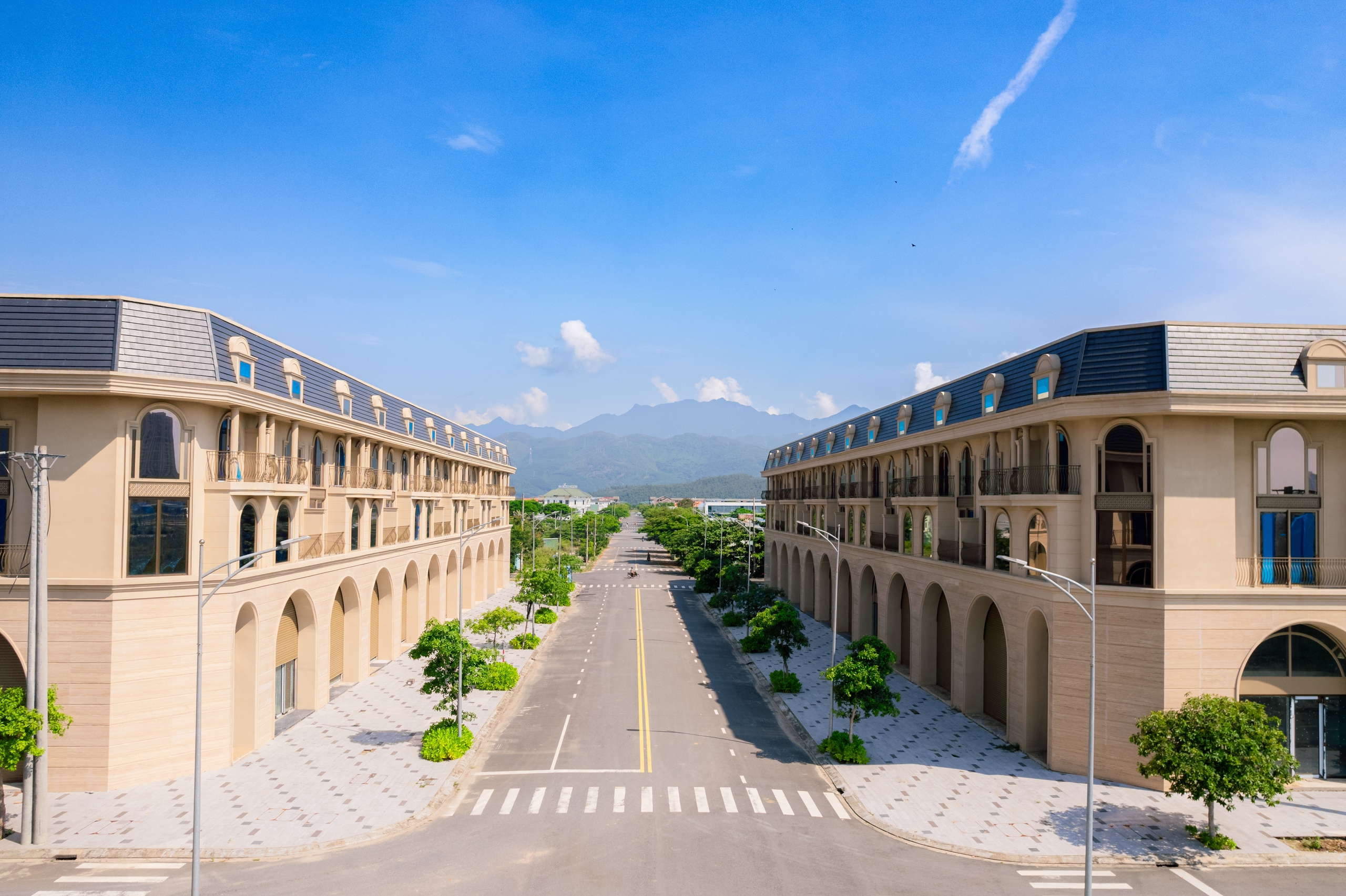 SDN & Regal Group hoàn tất sổ đỏ bàn giao khách hàng dự án Dragon City Park- Ảnh 5. SDN & Regal Group hoàn tất sổ đỏ bàn giao khách hàng dự án Dragon City Park- Ảnh 5.