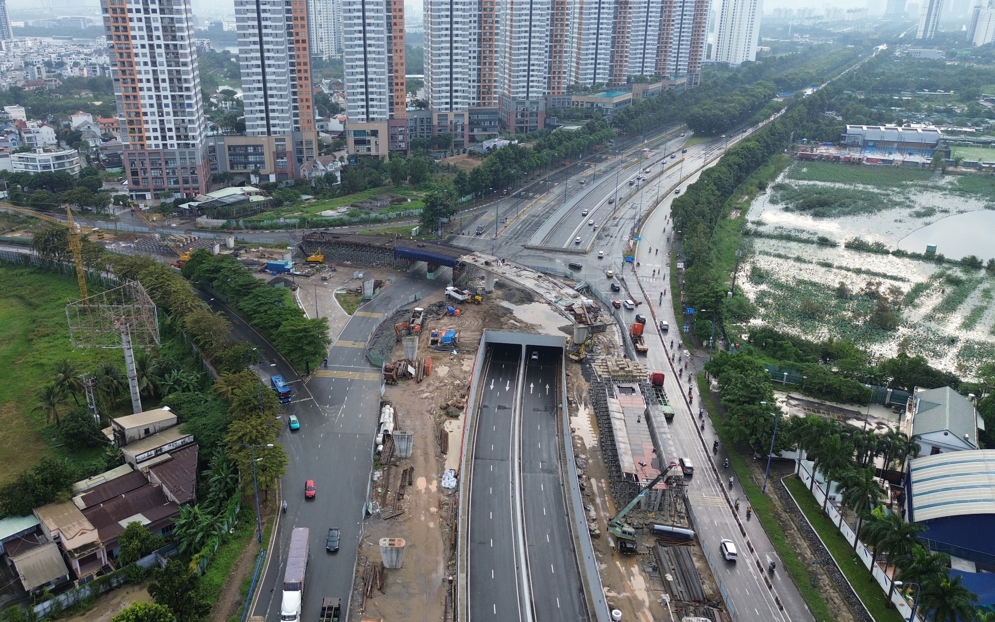 Thông xe nhánh cầu vượt N2 tại nút giao An Phú- Ảnh 5. TP.HCM điều chỉnh tiến độ dự án nút giao An Phú, phấn đấu hoàn thành trong quý II/2026