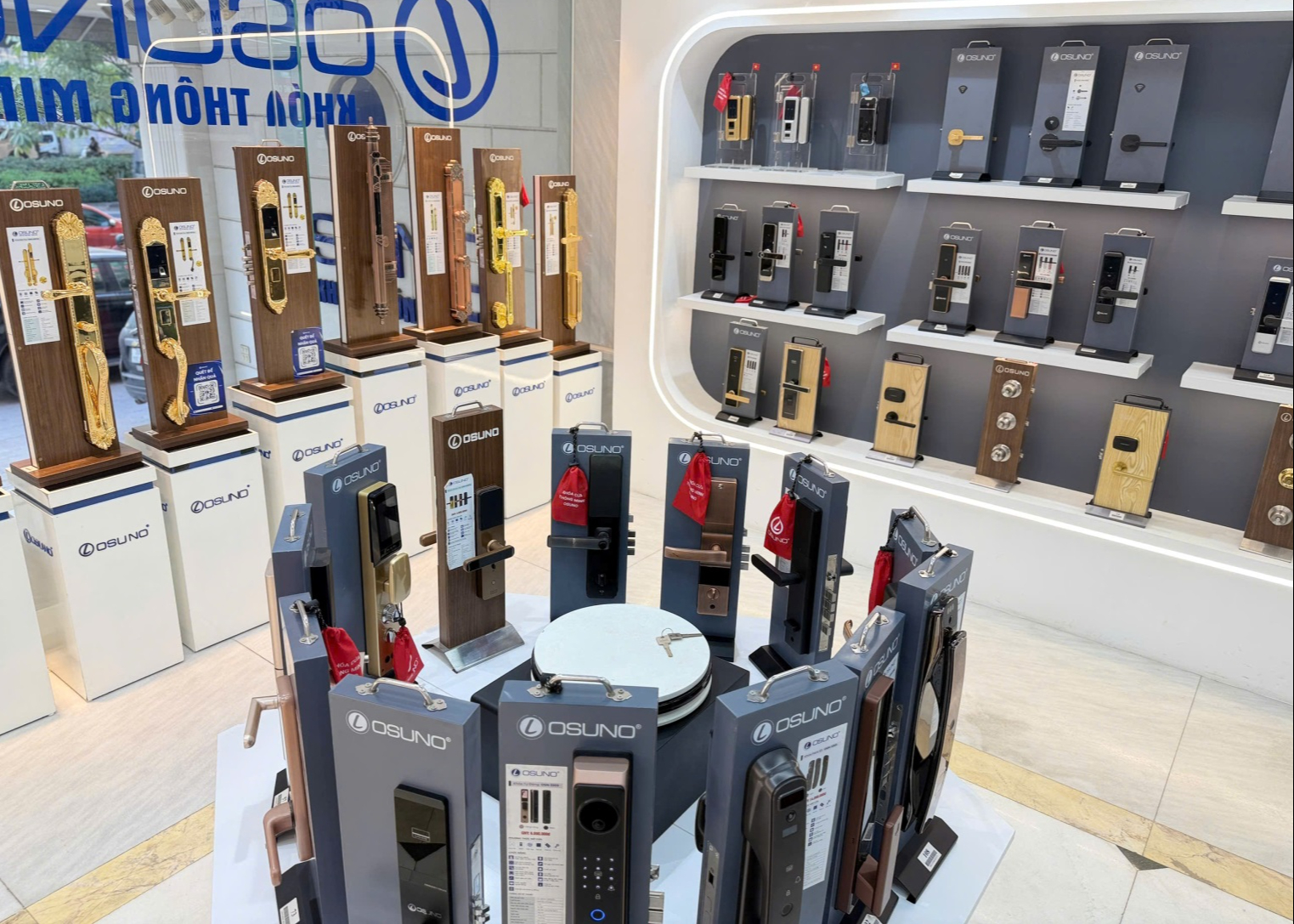 E:\Năm 2025\Tháng 12\Hình ảnh\z7337017659322_8fc4361b490d5aaed7b11312fff88647.jpg