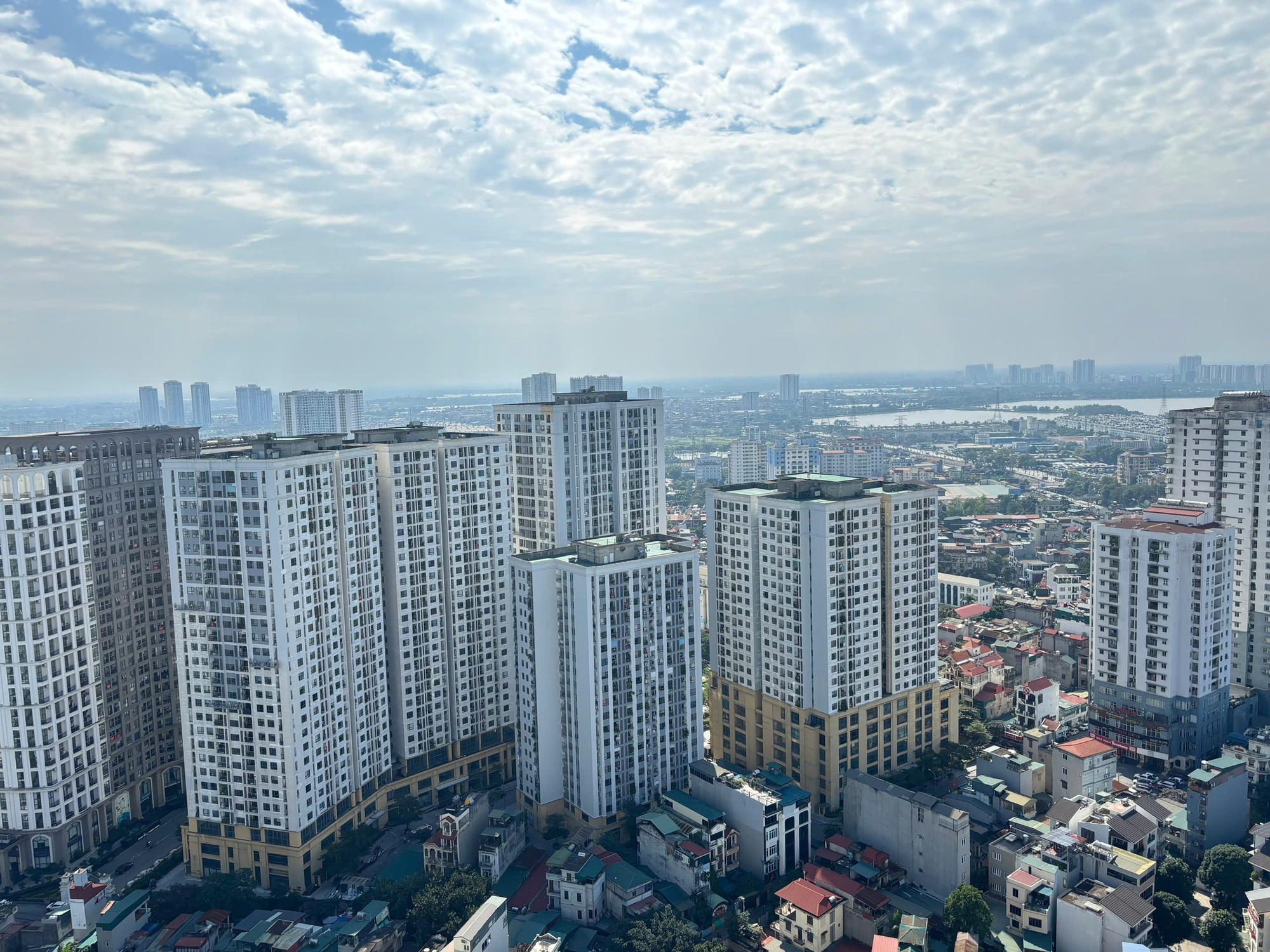 Thị trường bất động sản chuyển biến thế nào?- Ảnh 1.