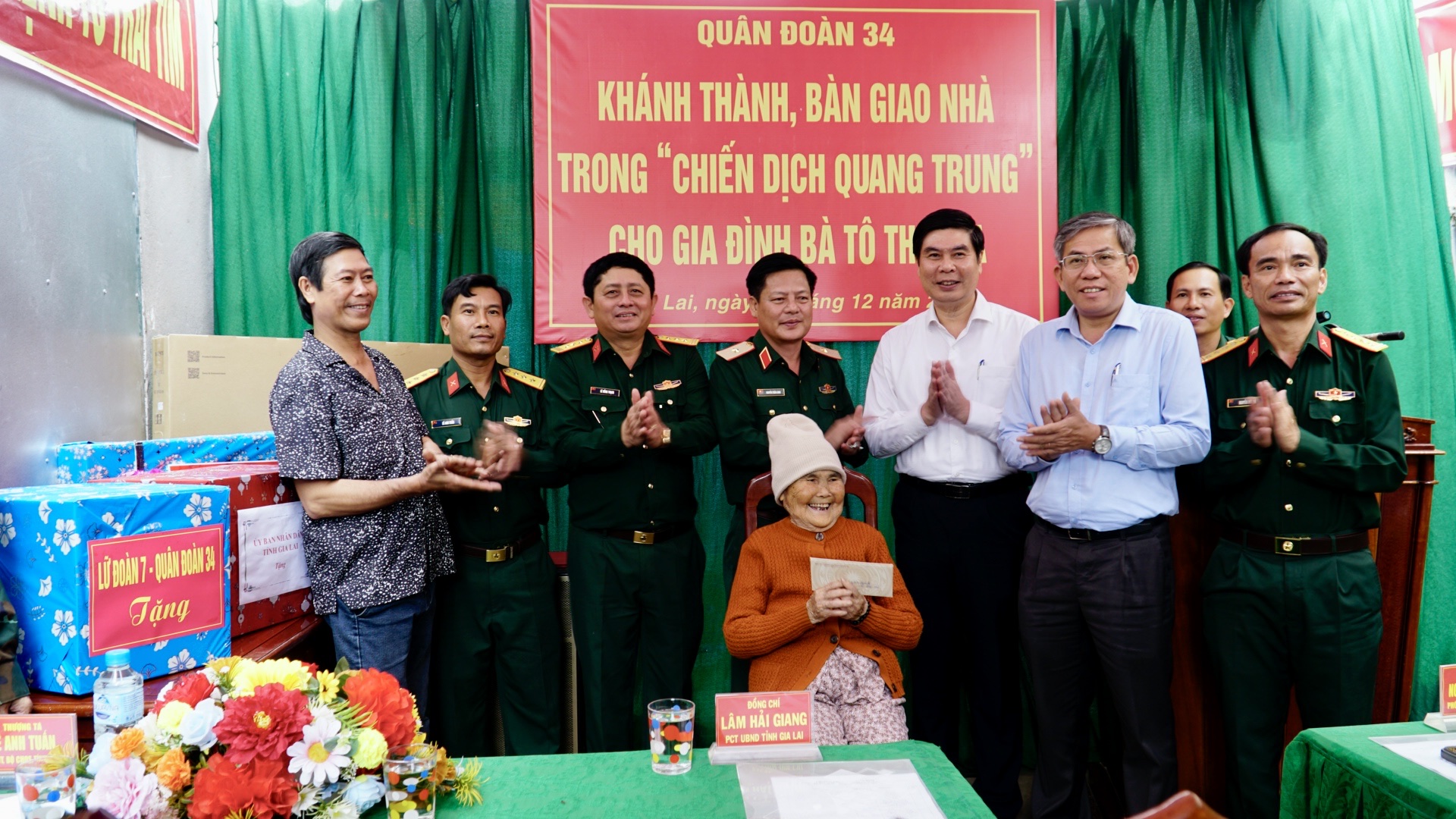 Kh&aacute;nh th&agrave;nh ng&ocirc;i nh&agrave; đầu ti&ecirc;n trong &ldquo;Chiến dịch Quang Trung&rdquo; tại Gia Lai- Ảnh 1.