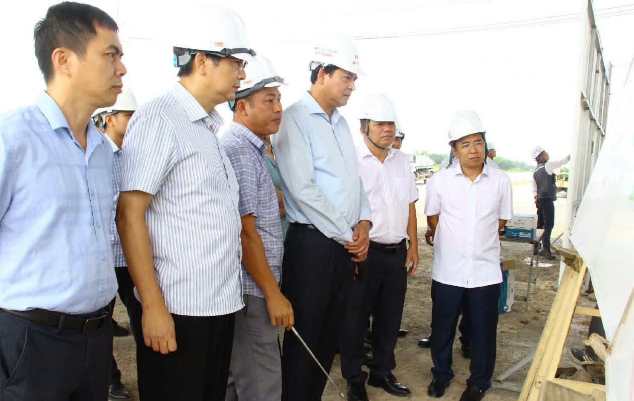 Nhìn lại hành trình từ ruộng trũng đến thời khắc thông xe kỹ thuật Vành đai 3 qua Đồng Nai- Ảnh 13. Nhìn lại hành trình từ ruộng trũng đến thời khắc thông xe kỹ thuật Vành đai 3 qua Đồng Nai- Ảnh 13.