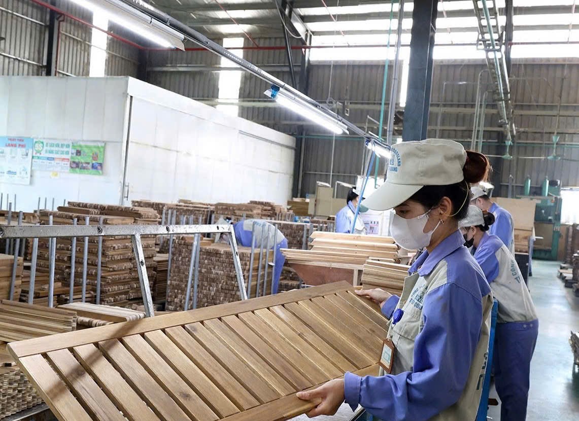 Tuyên Quang: Đầu tư xây dựng hạ tầng, thu hút đầu tư- Ảnh 1. Tuyên Quang: Đầu tư xây dựng hạ tầng, thu hút đầu tư- Ảnh 1.