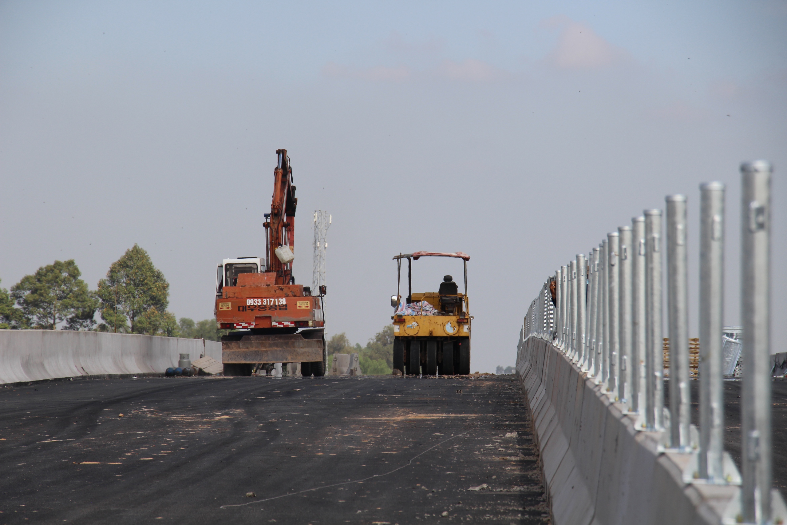 Nhìn lại hành trình từ ruộng trũng đến thời khắc thông xe kỹ thuật Vành đai 3 qua Đồng Nai- Ảnh 18. Nhìn lại hành trình từ ruộng trũng đến thời khắc thông xe kỹ thuật Vành đai 3 qua Đồng Nai- Ảnh 18.
