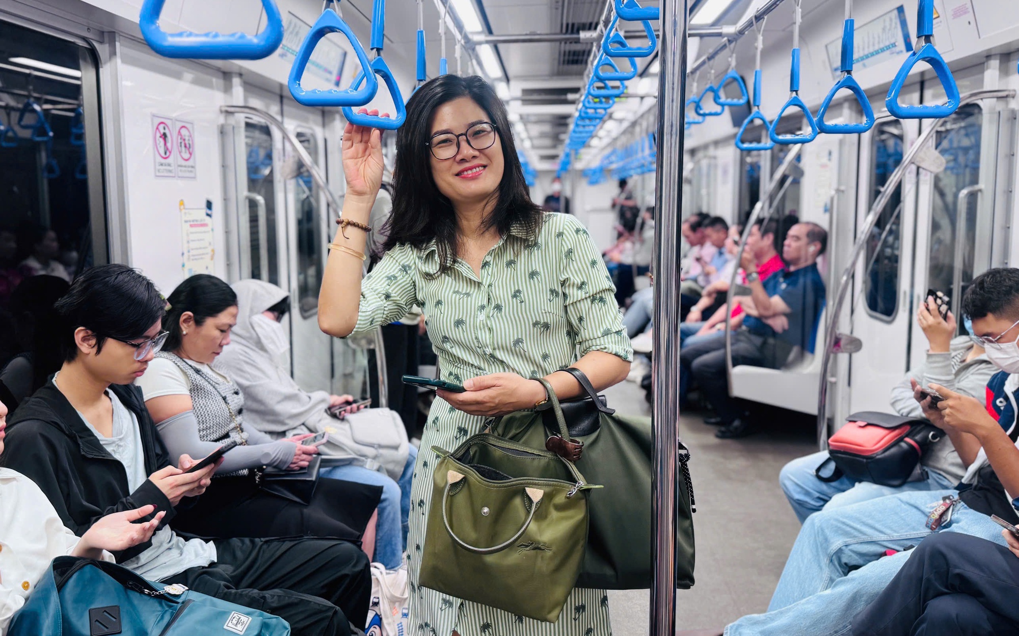 Sau một năm vận h&agrave;nh, metro số 1 phục vụ gần 19 triệu lượt kh&aacute;ch, vượt hơn 114% kế hoạch