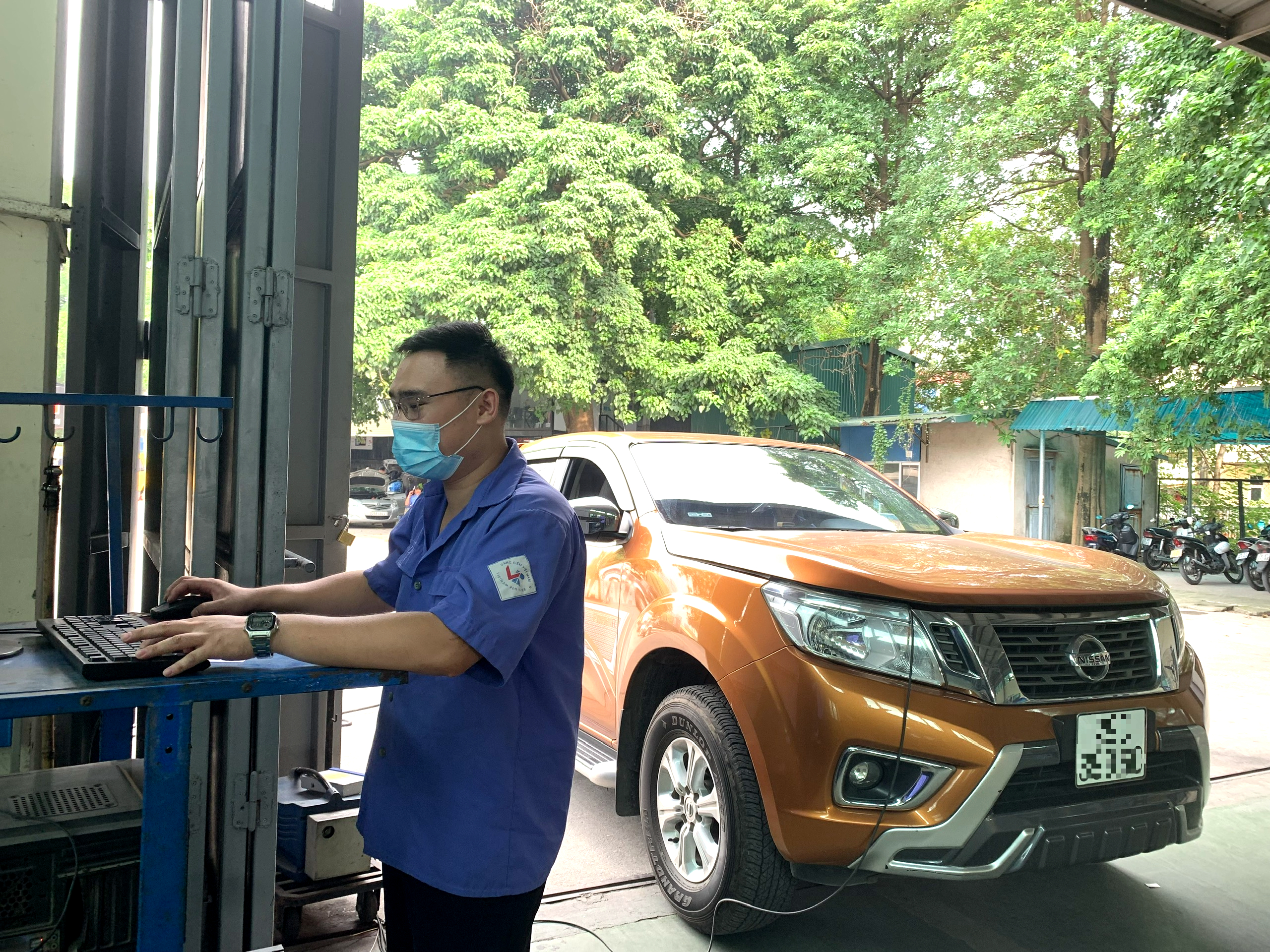 Đề xuất sửa quy định chuy&ecirc;n m&ocirc;n đăng kiểm vi&ecirc;n: Giảm bằng cấp, tăng kinh nghiệm thực tế- Ảnh 1.