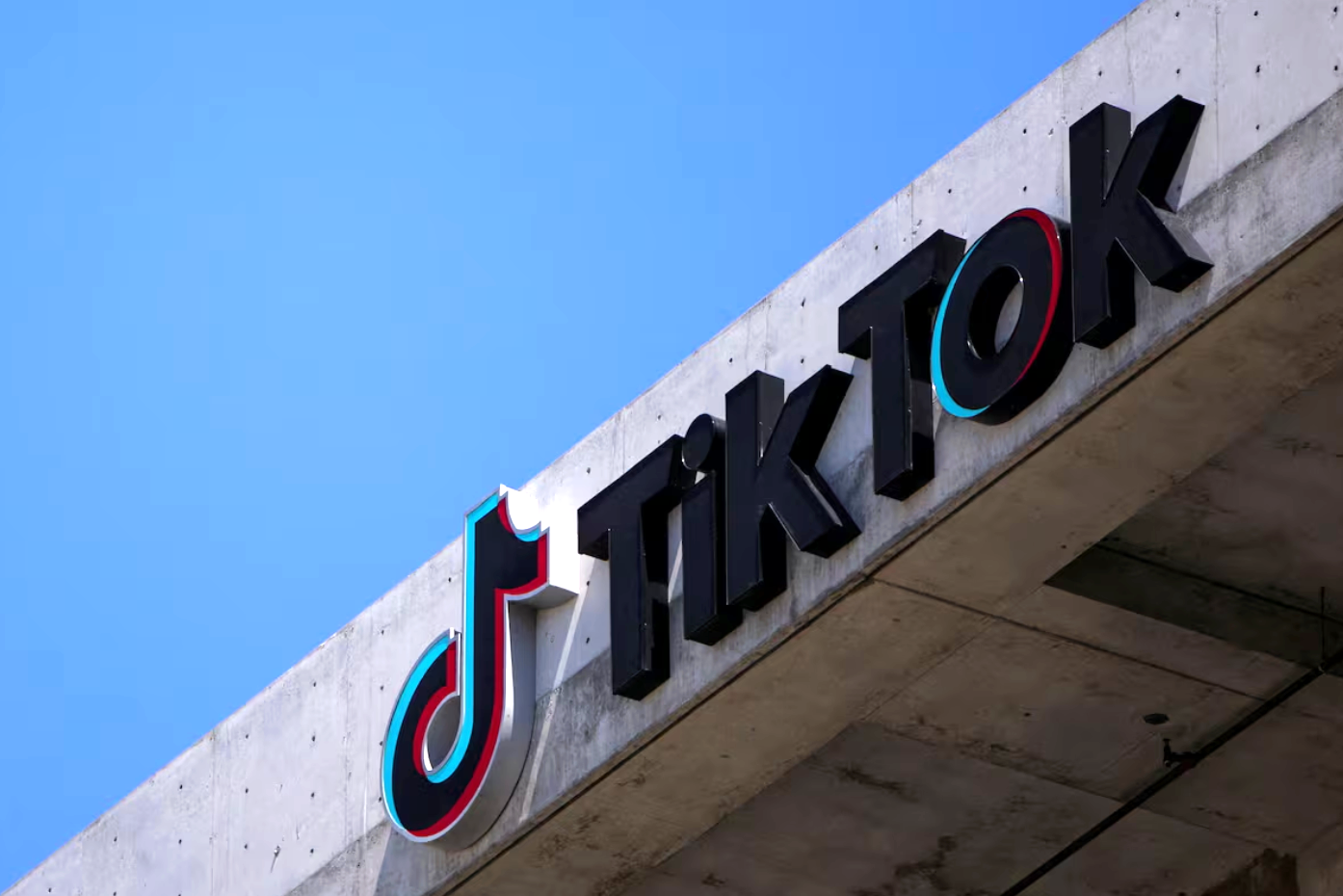 ByteDance bán hơn 80% tài sản tại Mỹ để tránh lệnh cấm TikTok- Ảnh 1. ByteDance bán hơn 80% tài sản tại Mỹ để tránh lệnh cấm TikTok- Ảnh 1.