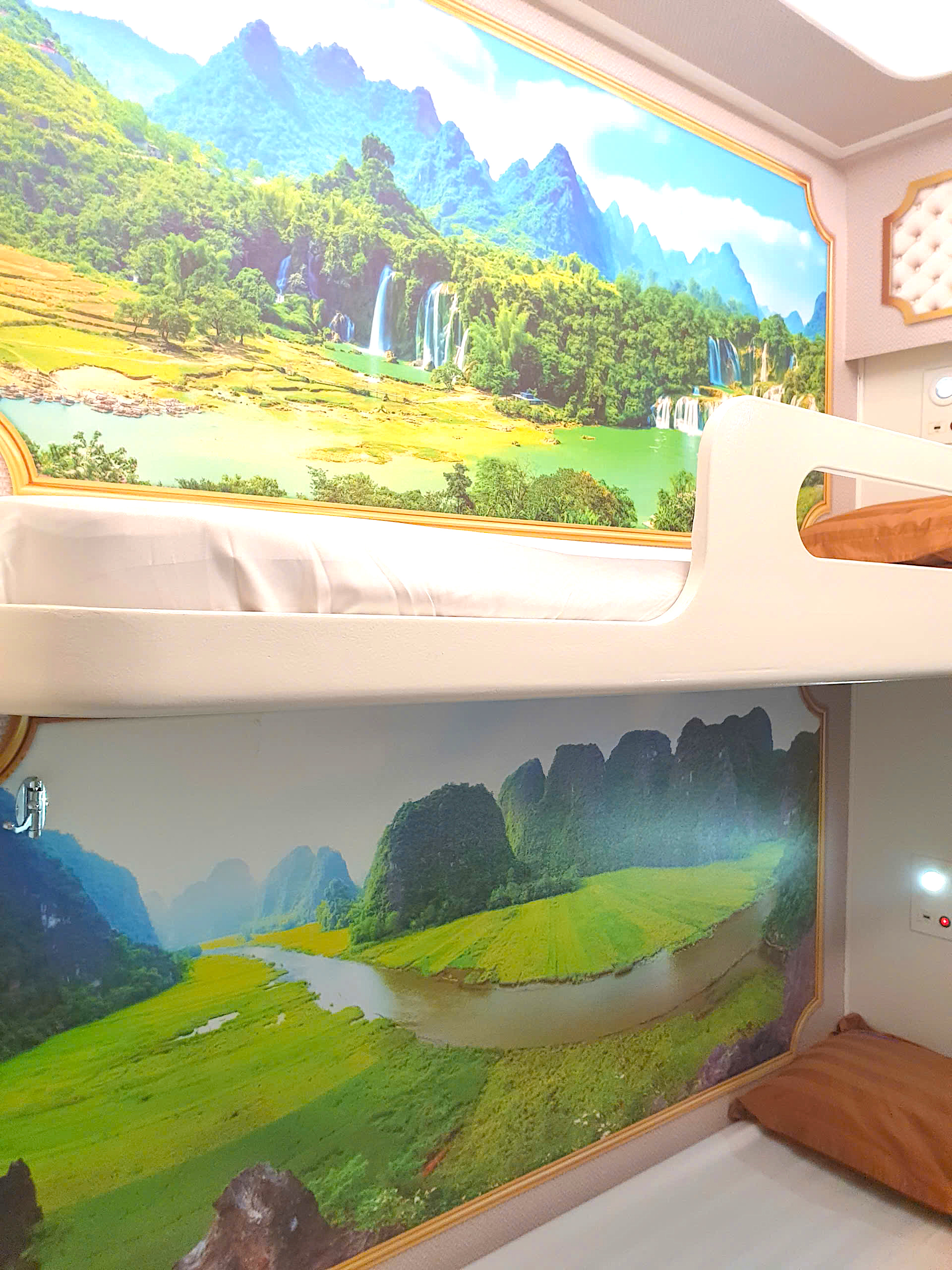 Đường sắt khánh thành, đưa vào khai thác hơn 160 toa xe khách nâng cấp hiện đại- Ảnh 5. Đường sắt khánh thành, đưa vào khai thác hơn 160 toa xe khách nâng cấp hiện đại- Ảnh 5.