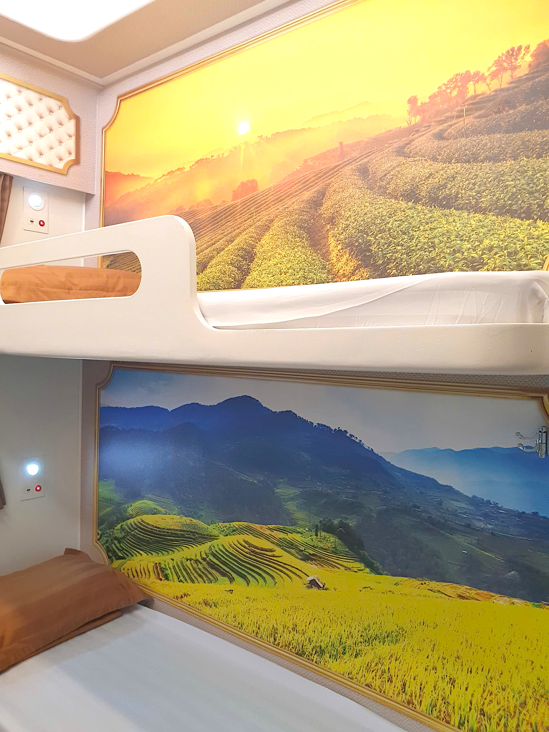 Đường sắt khánh thành, đưa vào khai thác hơn 160 toa xe khách nâng cấp hiện đại- Ảnh 6. Đường sắt khánh thành, đưa vào khai thác hơn 160 toa xe khách nâng cấp hiện đại- Ảnh 6.