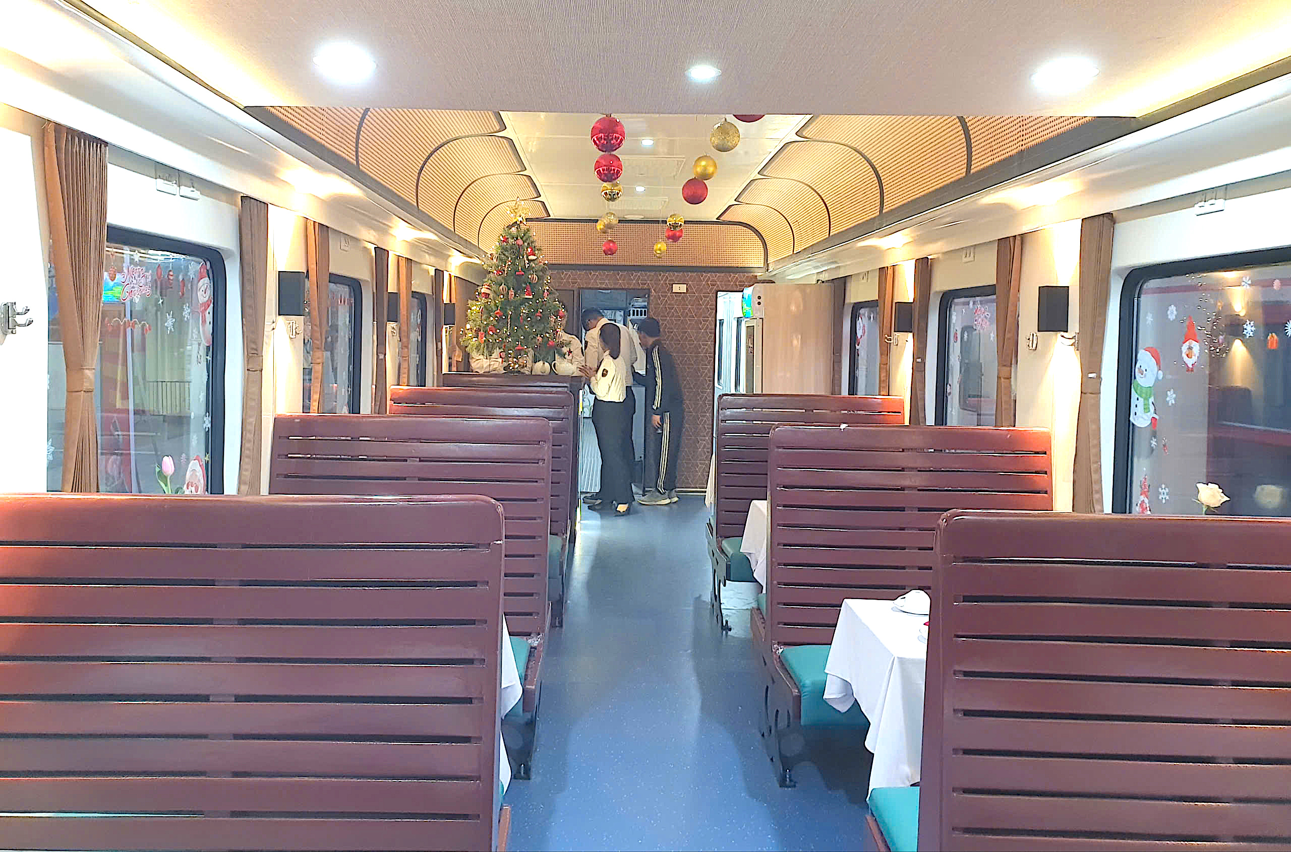 Đường sắt khánh thành, đưa vào khai thác hơn 160 toa xe khách nâng cấp hiện đại- Ảnh 3. Đường sắt khánh thành, đưa vào khai thác hơn 160 toa xe khách nâng cấp hiện đại- Ảnh 3.