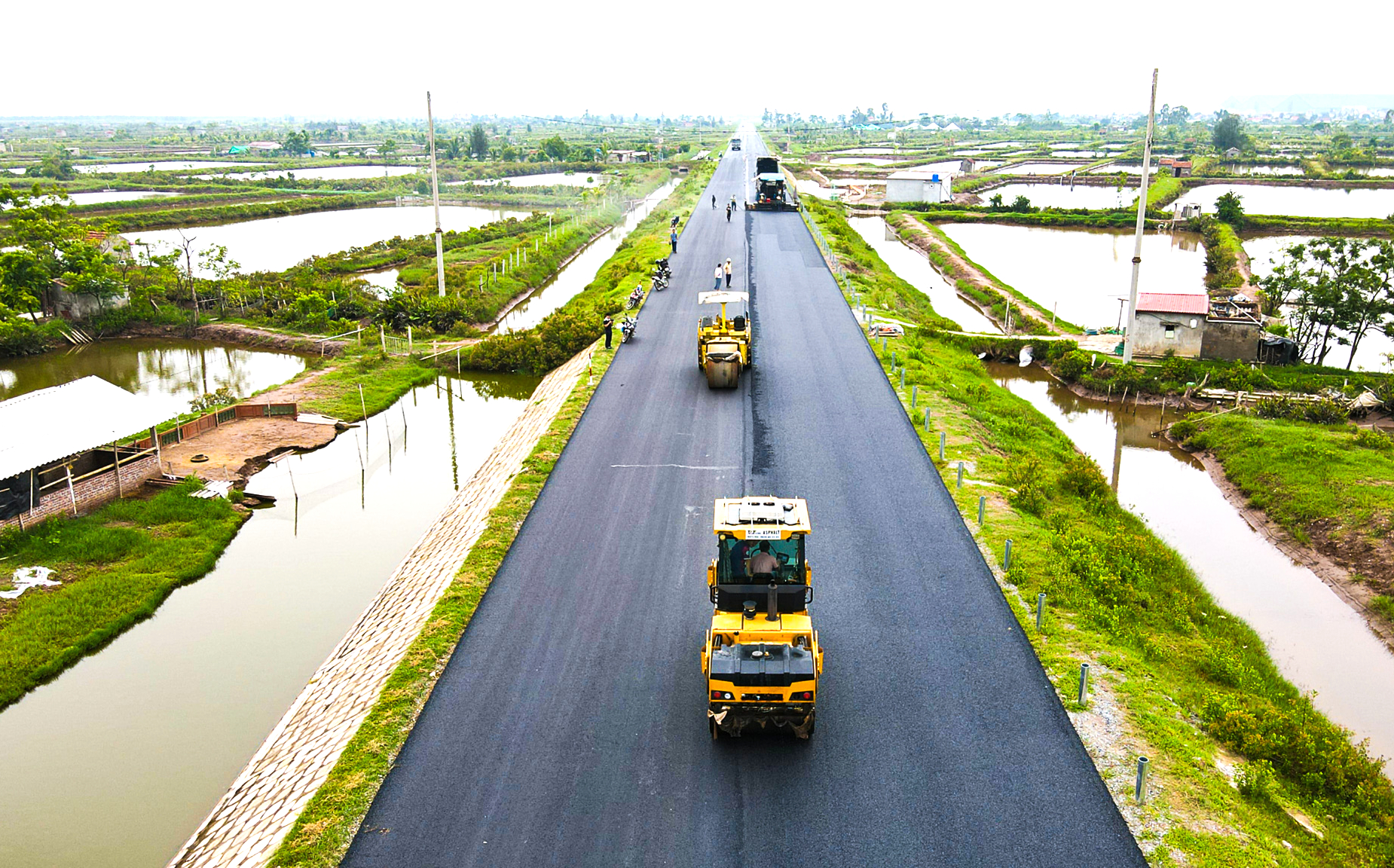 Hưng Yên bàn giải pháp hoàn thiện mạng lưới giao thông và quy hoạch trung tâm hành chính- Ảnh 1. Hưng Yên bàn giải pháp hoàn thiện mạng lưới giao thông và quy hoạch trung tâm hành chính- Ảnh 1.