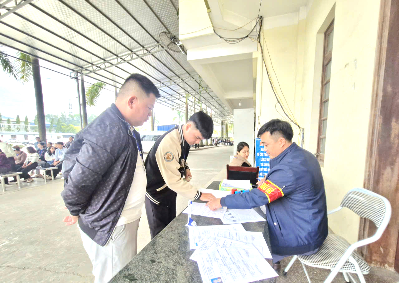 Thái Nguyên: Thực hiện nghiêm Thông tư 14/2025/TT-BXD nâng chất lượng đào tạo lái xe- Ảnh 2. Thái Nguyên: Thực hiện nghiêm Thông tư 14/2025/TT-BXD nâng chất lượng đào tạo lái xe- Ảnh 2.