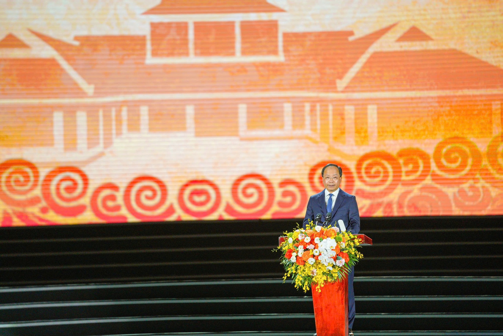 H&agrave; Tĩnh: Long trọng kỷ niệm 260 năm ng&agrave;y sinh Đại thi h&agrave;o Nguyễn Du- Ảnh 2.