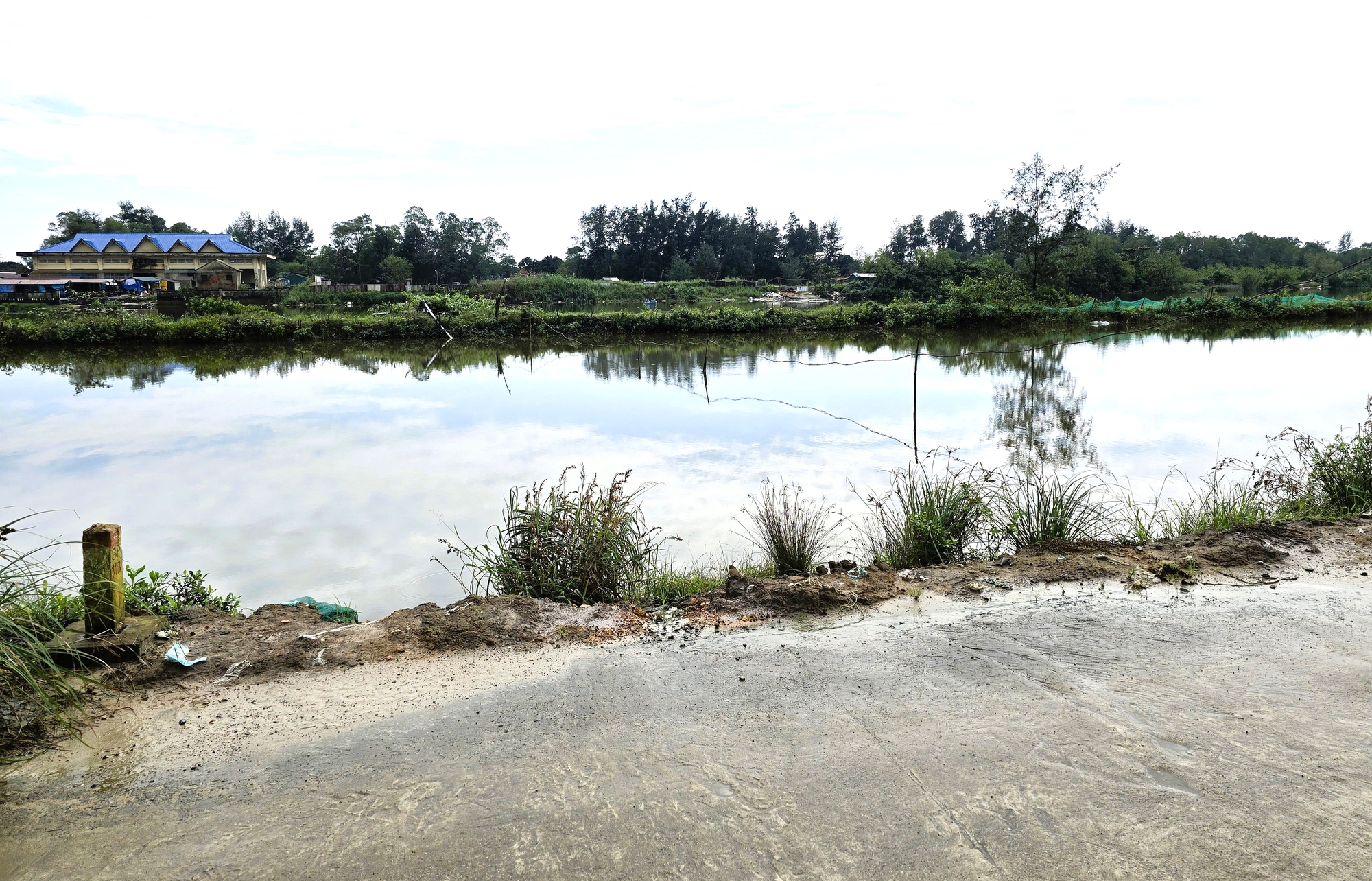 Cận cảnh dự &aacute;n 600 tỷ đồng ở Quảng Trị c&ograve;n ngổn ngang, kh&oacute; ho&agrave;n th&agrave;nh trong năm 2025- Ảnh 10.