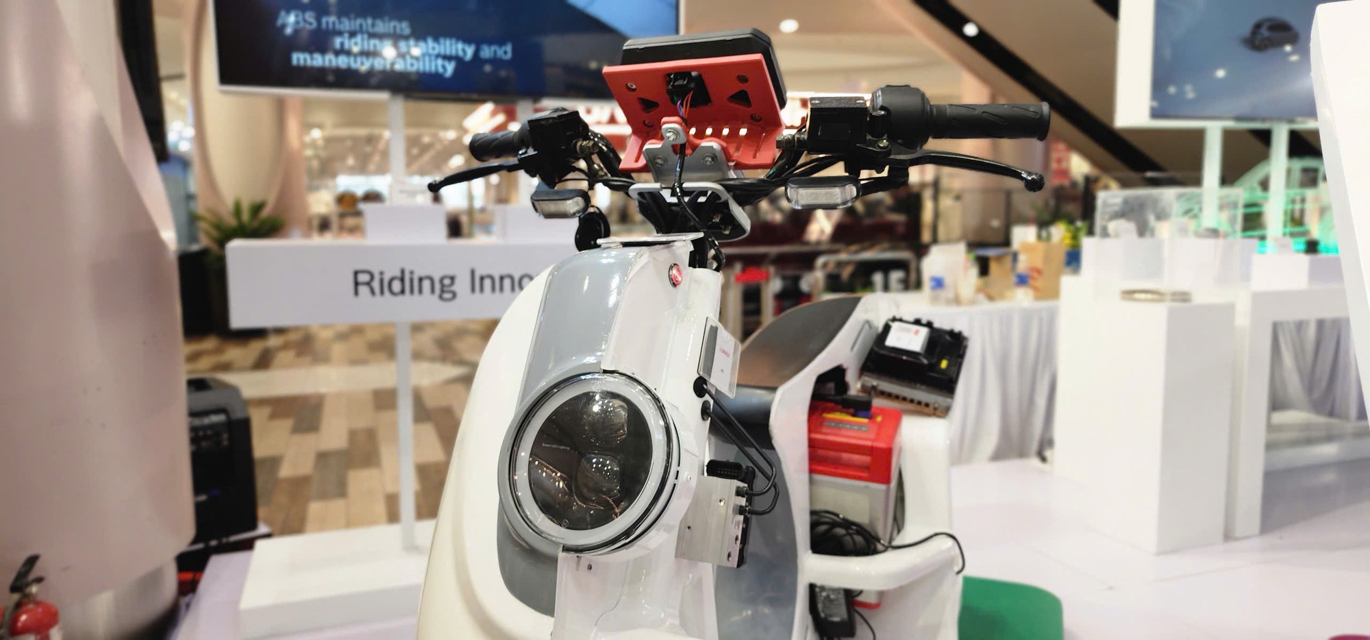 Những xe máy nào nên lắp phanh ABS?- Ảnh 1.