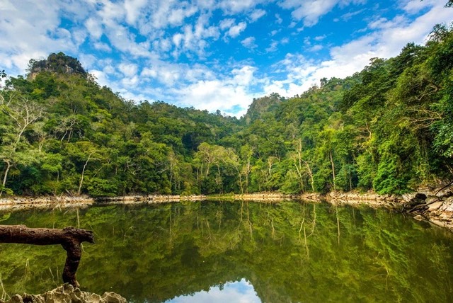 Ba Bể điểm đến xanh giữa đại ng&agrave;n Việt Bắc- Ảnh 2.