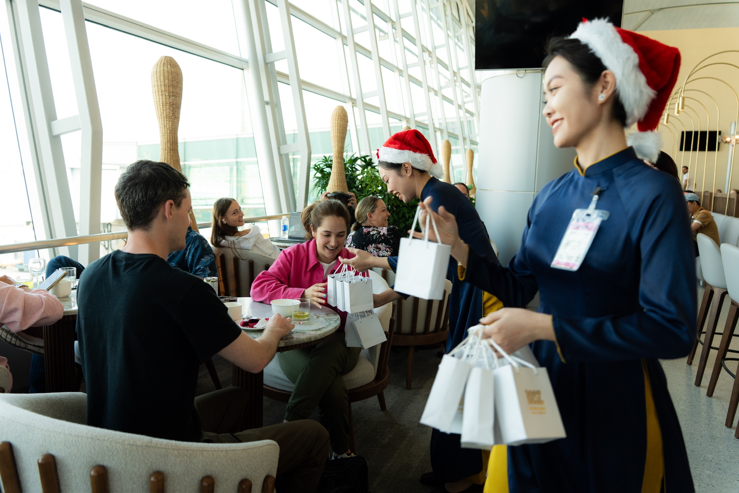 SASCO v&agrave; Airport Dimensions ra mắt Rose Business Lounge, chuẩn mực dịch vụ s&acirc;n bay- Ảnh 5.