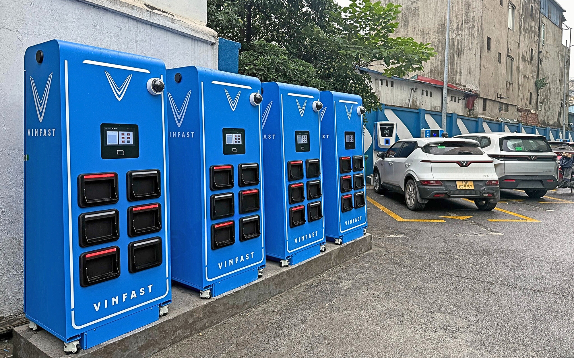 Dịch vụ đổi pin xe máy điện sẵn sàng cho năm 2026