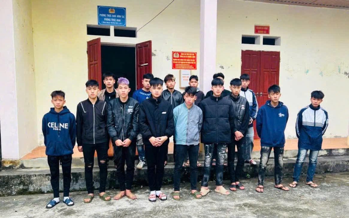 Quảng Ninh: Tạm giữ 6 thanh, thiếu niên gây rối trật tự công cộng- Ảnh 2. Phú Thọ: Khởi tố 20 đối tượng về hành vi gây rối trật tự công cộng