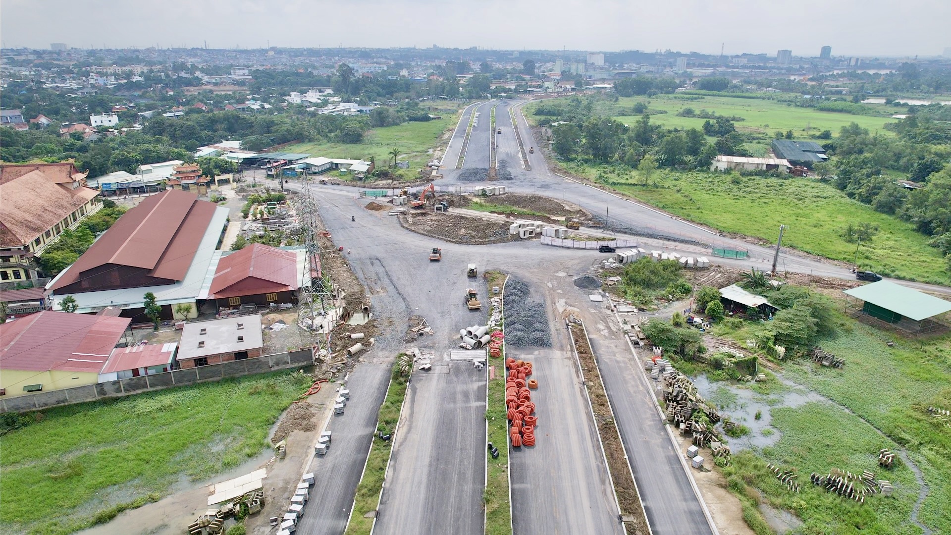 Đồng Nai ph&aacute;t lệnh &ldquo;3 ca, 4 k&iacute;p&rdquo; chạy đua nước r&uacute;t giải ng&acirc;n 3.400 tỷ đồng c&ograve;n lại- Ảnh 3.
