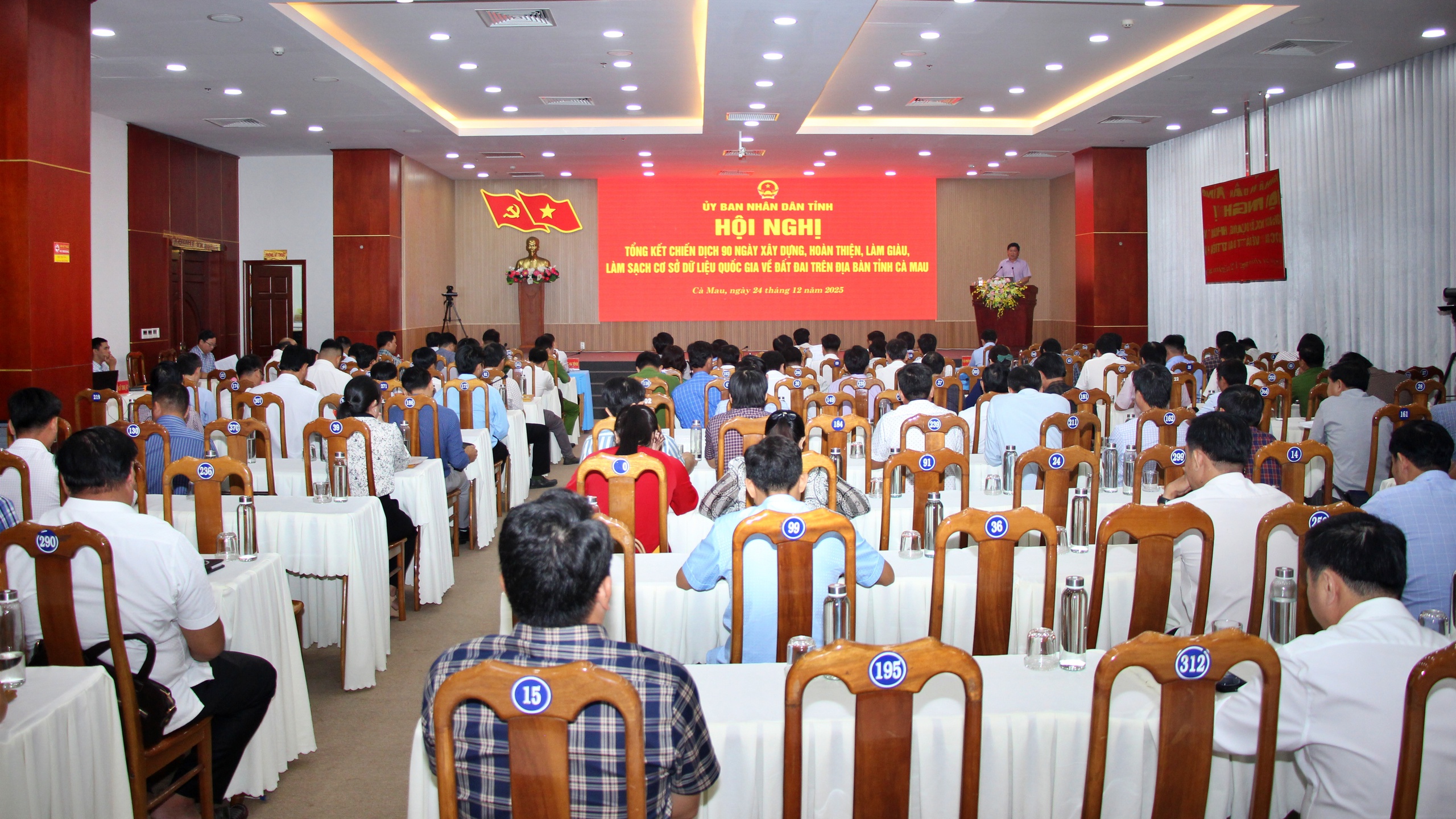 Cà Mau: Nâng cao hiệu quả quản lý Nhà nước về đất đai, tạo thuận lợi cho người dân- Ảnh 1.