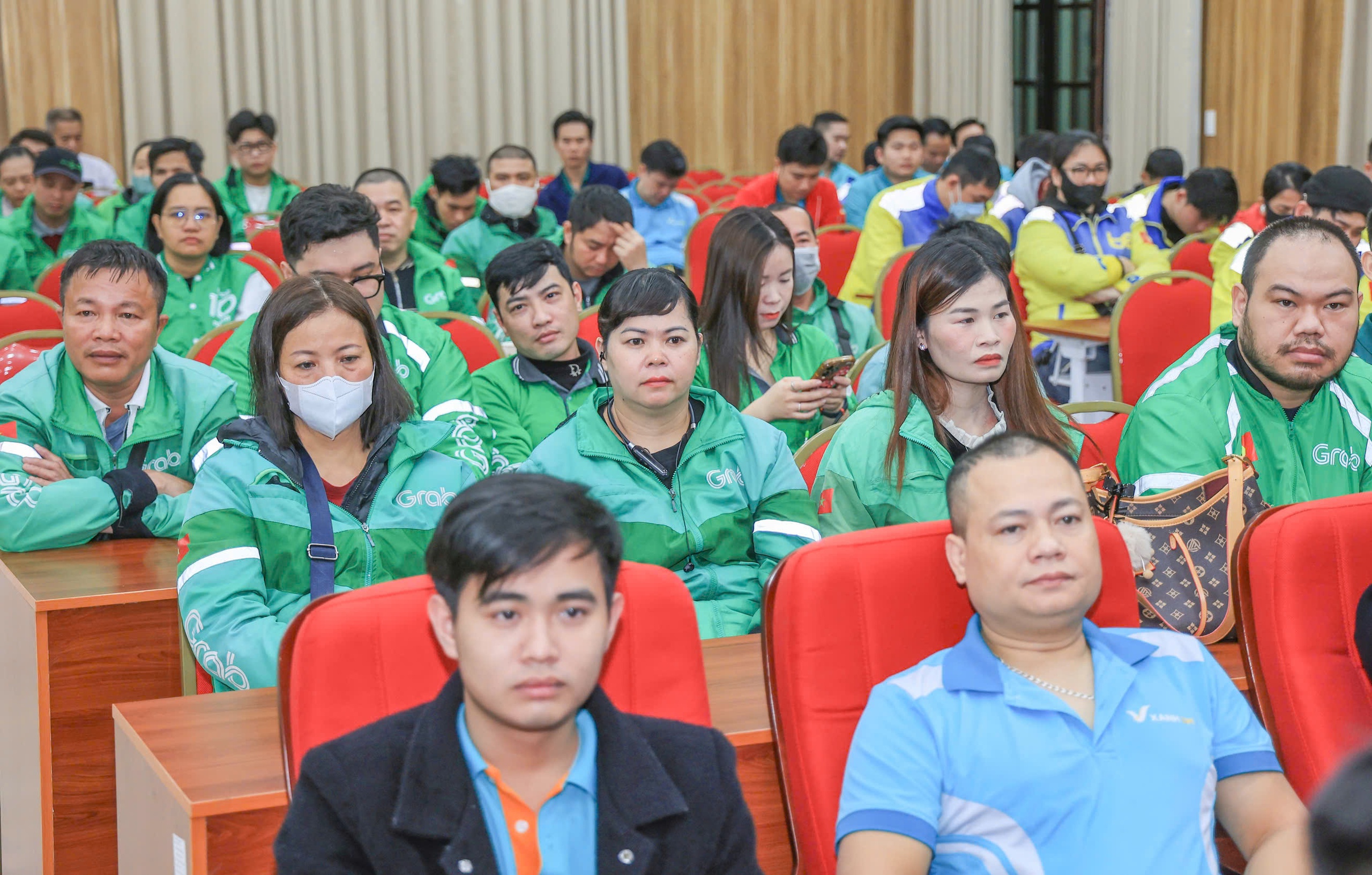 Văn h&oacute;a giao th&ocirc;ng phải bắt đầu từ tr&aacute;ch nhiệm c&aacute; nh&acirc;n người cầm l&aacute;i- Ảnh 1.