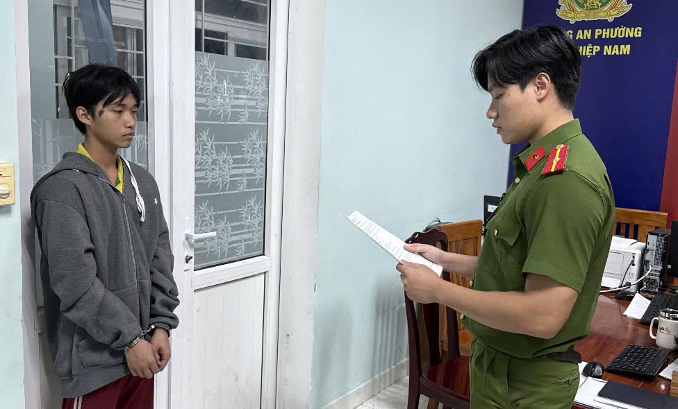 Bắt giữ đối tượng cướp v&eacute; số của người khuyết tật ở Đ&agrave; Nẵng- Ảnh 1.