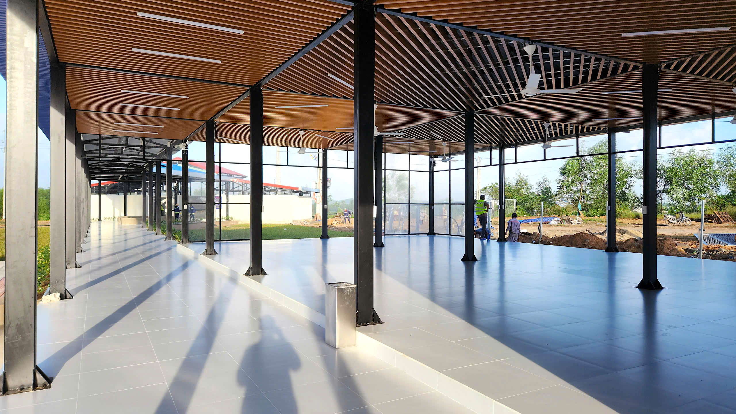 Cận cảnh điểm dừng xe đầu ti&ecirc;n tr&ecirc;n cao tốc Đ&agrave; Nẵng - Quảng Ng&atilde;i- Ảnh 3.