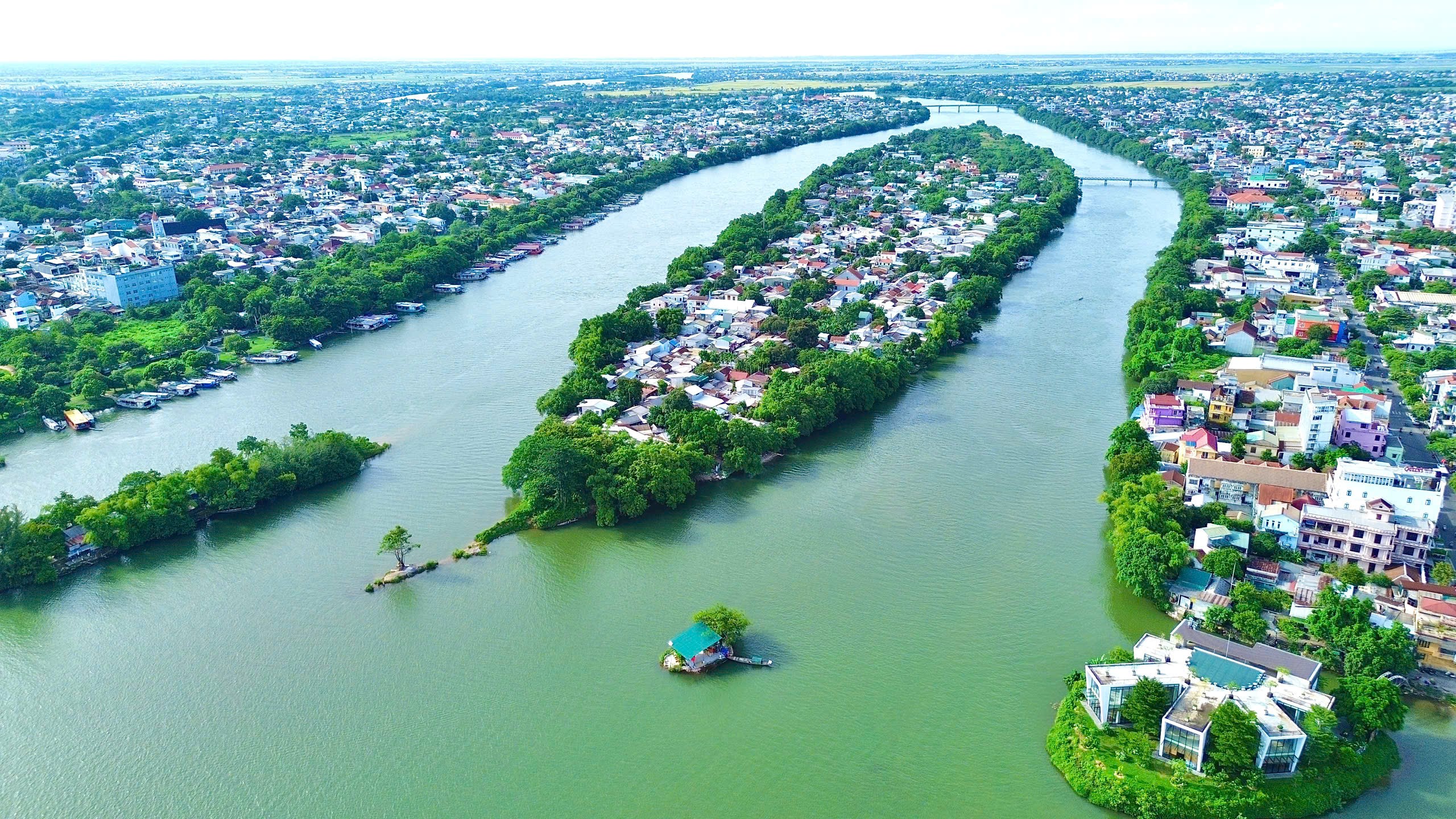 Huế: Đề xuất thi tuyển kiến trúc cầu 2.000 tỷ đồng vượt sông Hương- Ảnh 3. Huế: Đề xuất thi tuyển kiến trúc cầu 2.000 tỷ đồng vượt sông Hương- Ảnh 3.